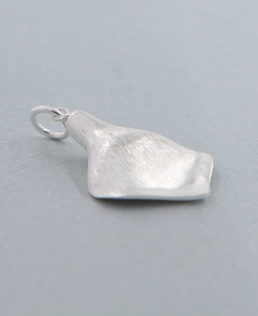 Small Sterling and Gemstone Lotus Petal Pendant、mySite、topwebapps