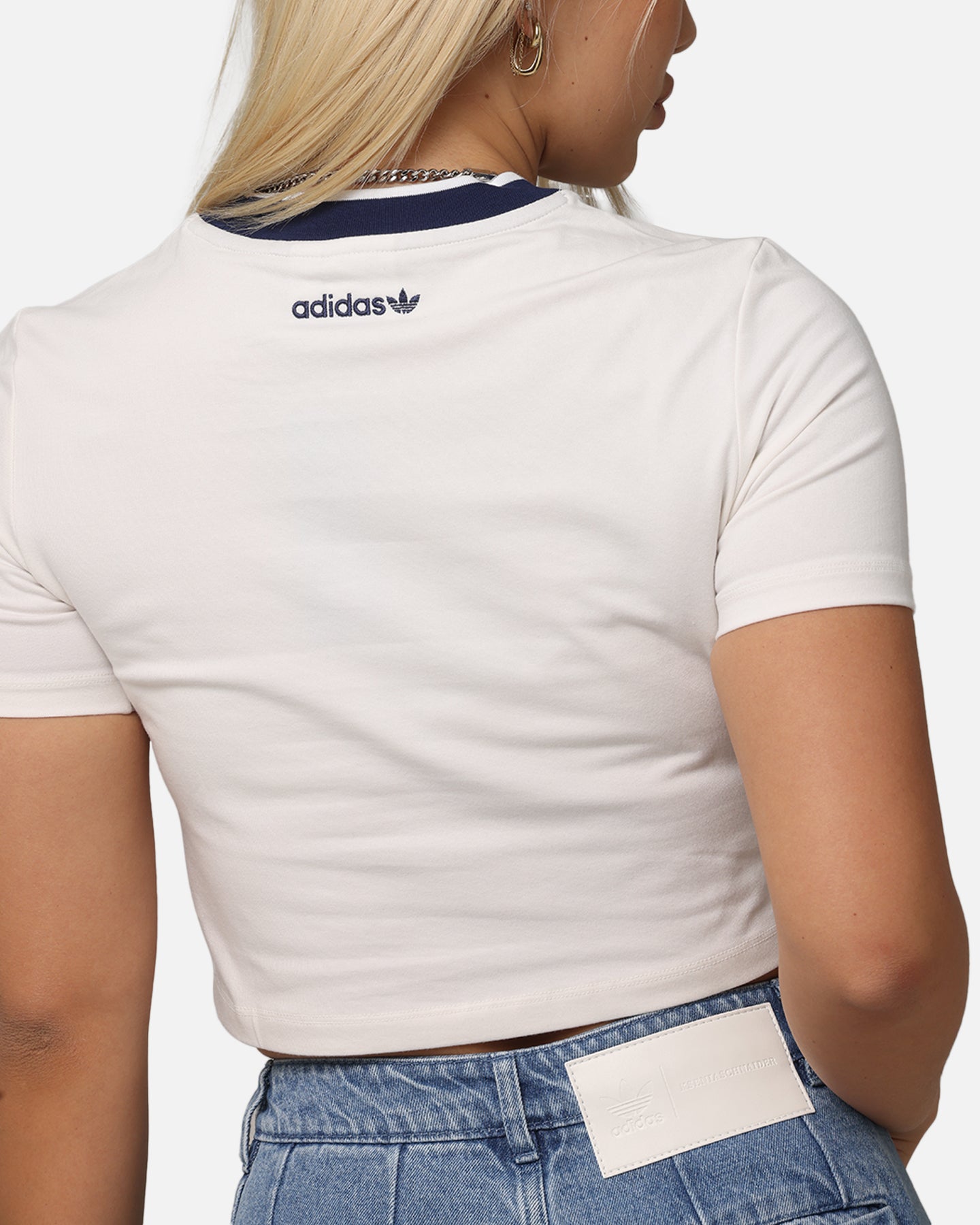 {product_title} - {shop_name}