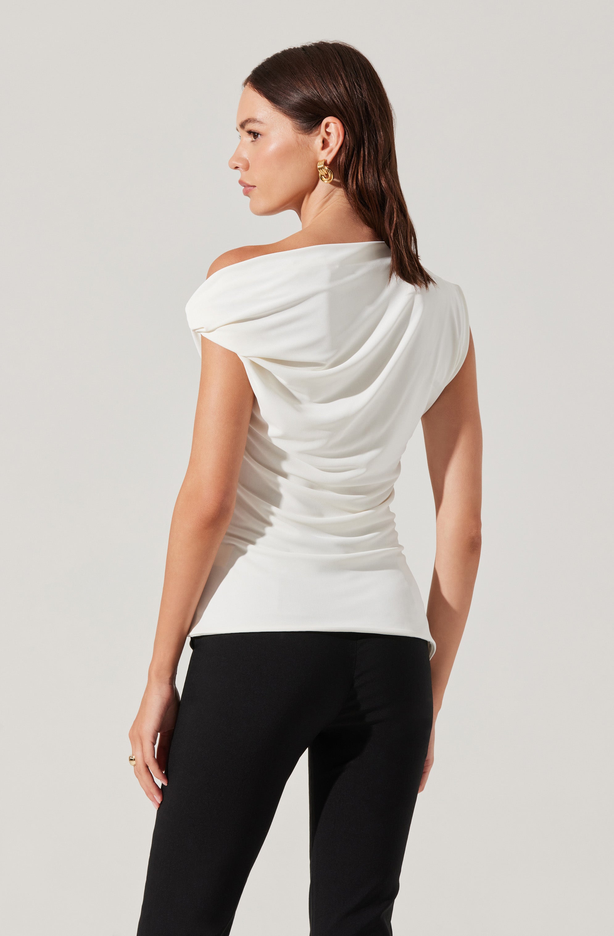 Aphra Twisted Off Shoulder Top、mySite、solidvoid