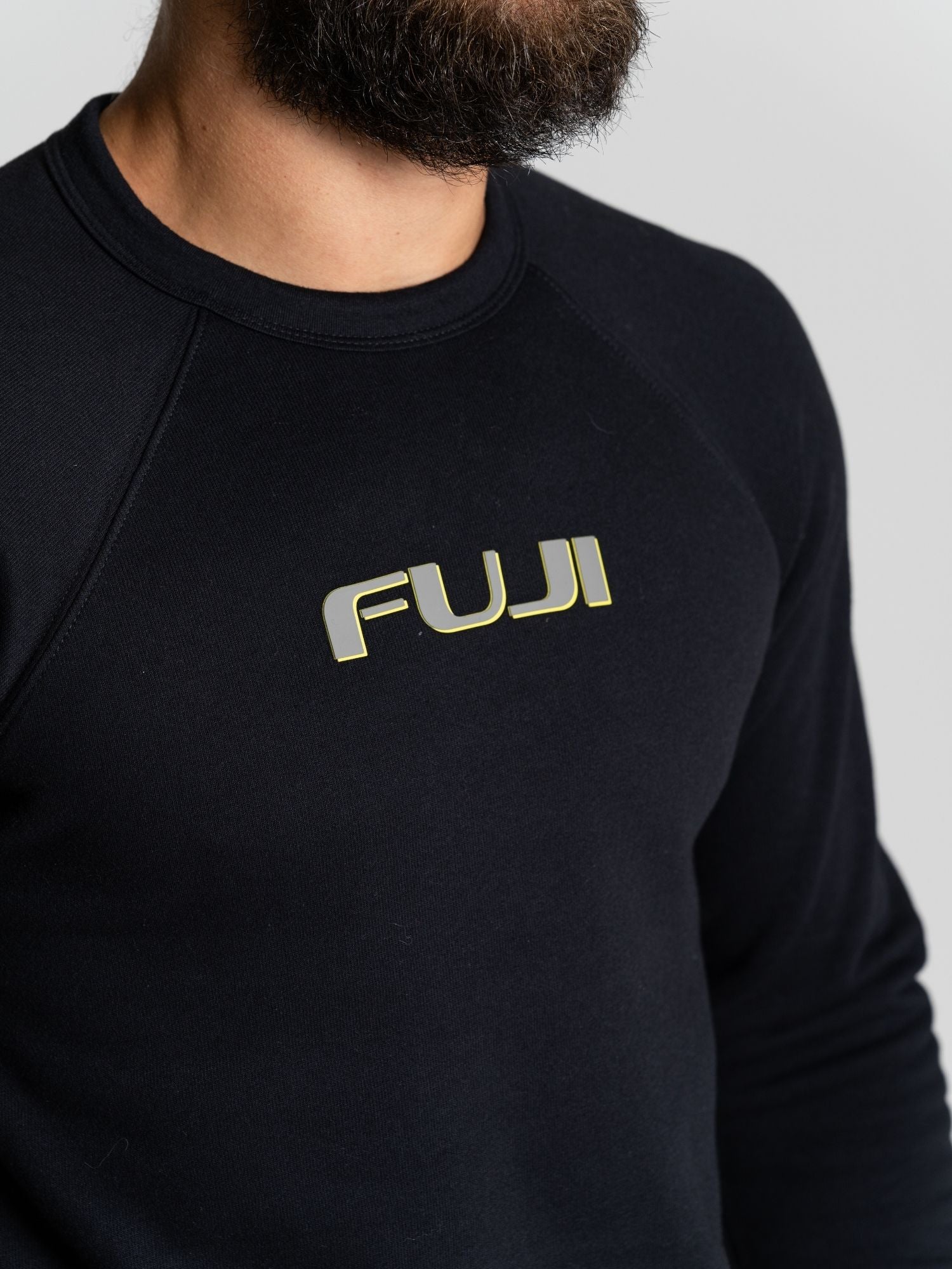 Oni Legend Crewneck Black、mySite、gigharbornorthrealestate