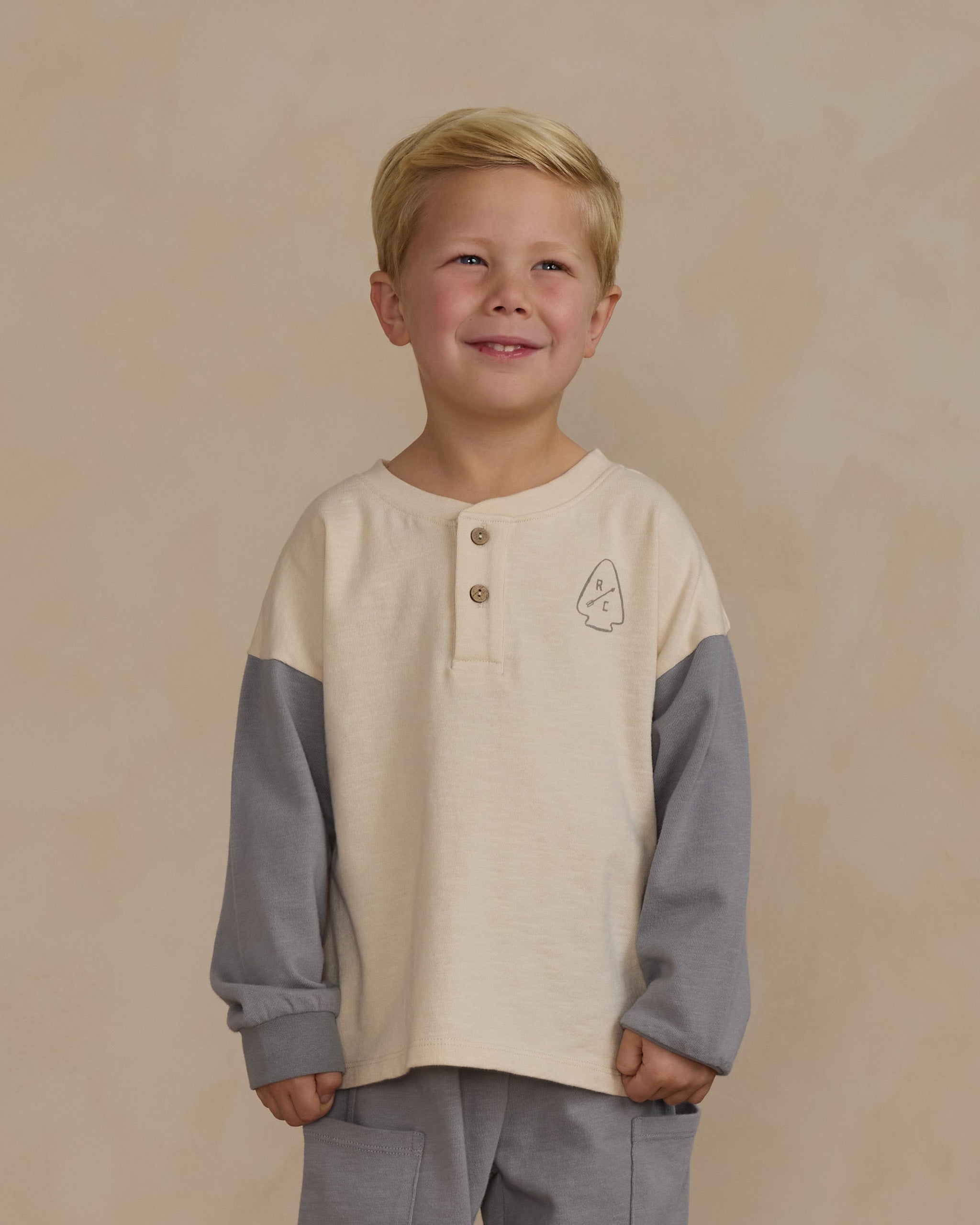  Relaxed Long Sleeve Henley || Explore、mySite、layawaytickets