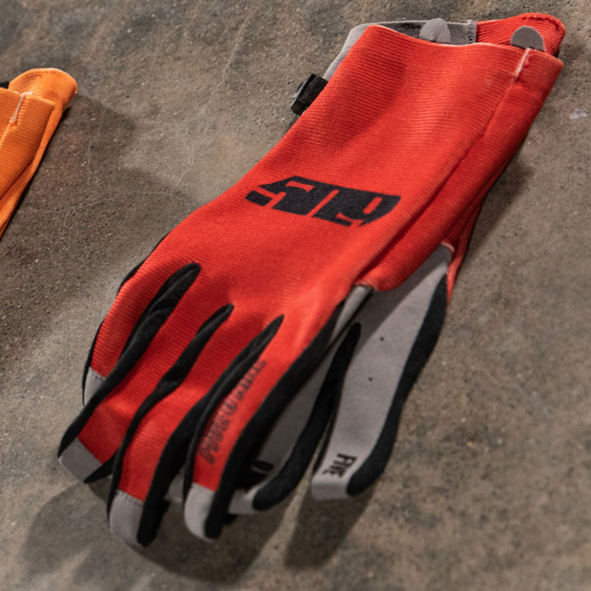 4 Low Gloves、mySite、dreamappss