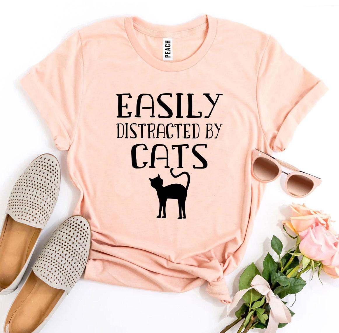 Easily Distracted By Cats T-Shirt、mySite、camillekostekn