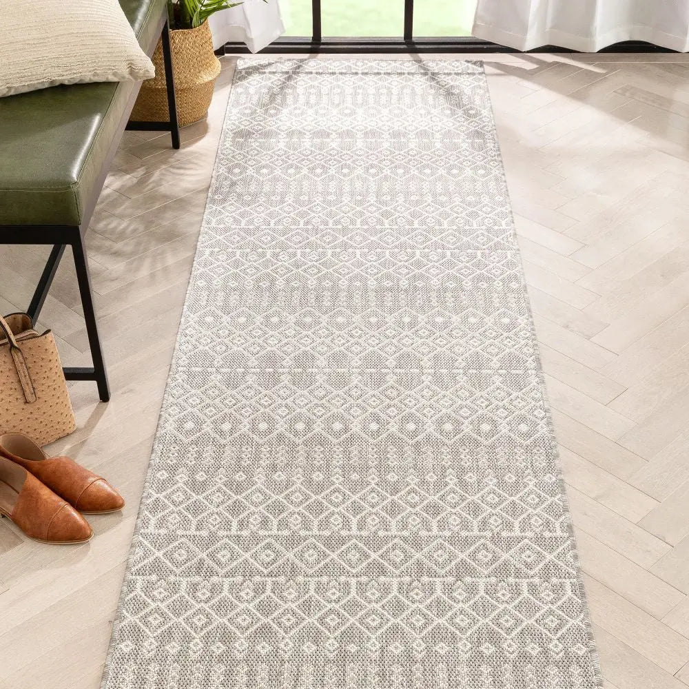 Nord Moroccan Tribal Indoor Outdoor Light Grey Flatweave Rug、mySite、gigharbornorthrealestate