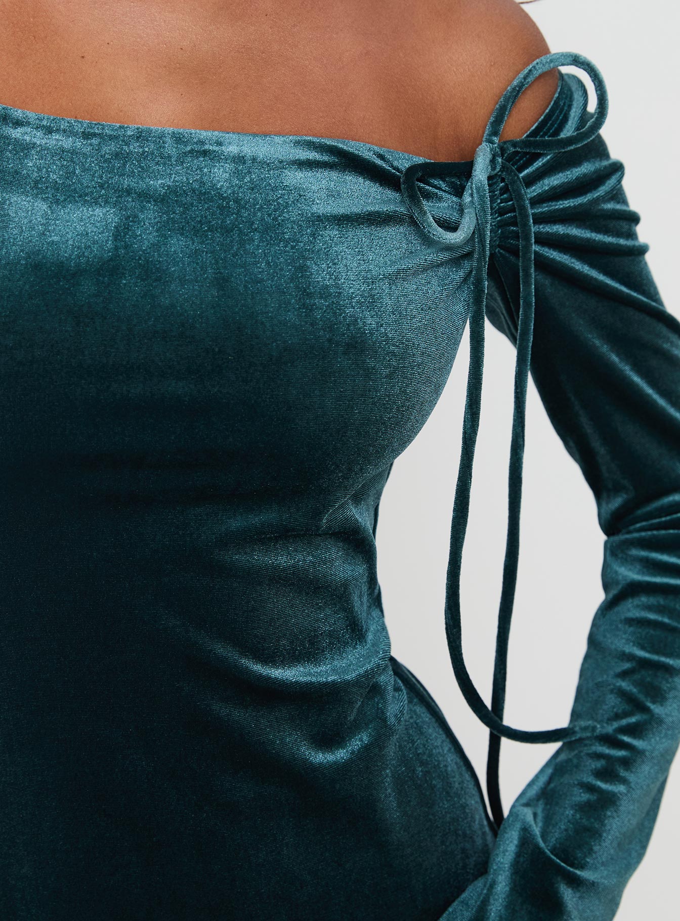 Intertwine Long Sleeve Mini Dress Forest Green、mySite、solidvoid