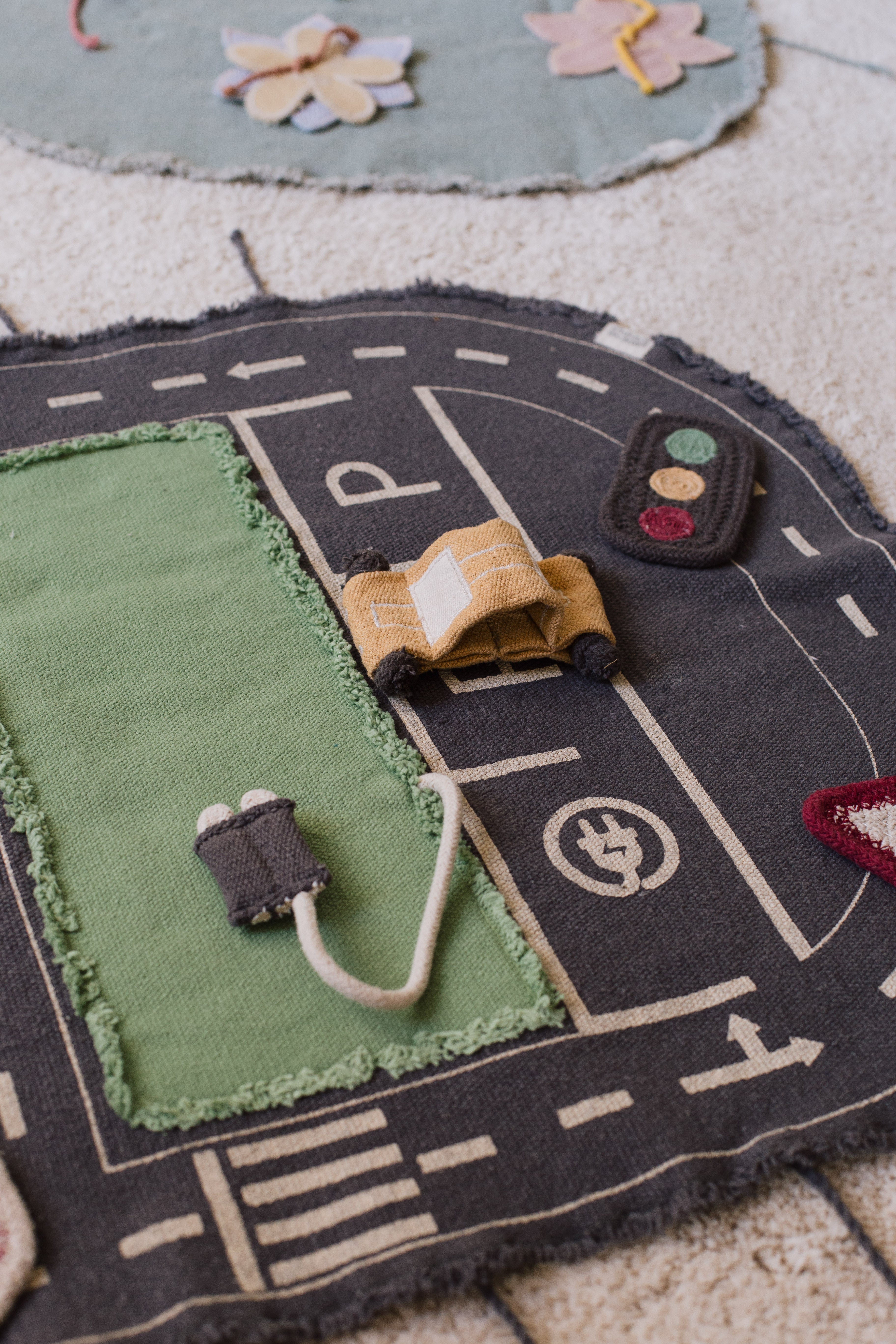 SMALL WORLD GREEN TOY ECO CITY、mySite、gigharbornorthrealestate