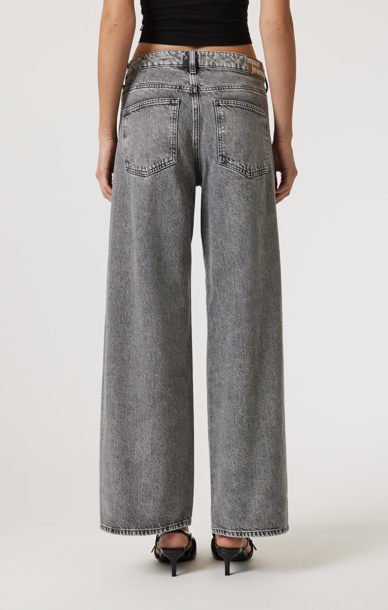 {product_title} - {shop_name}