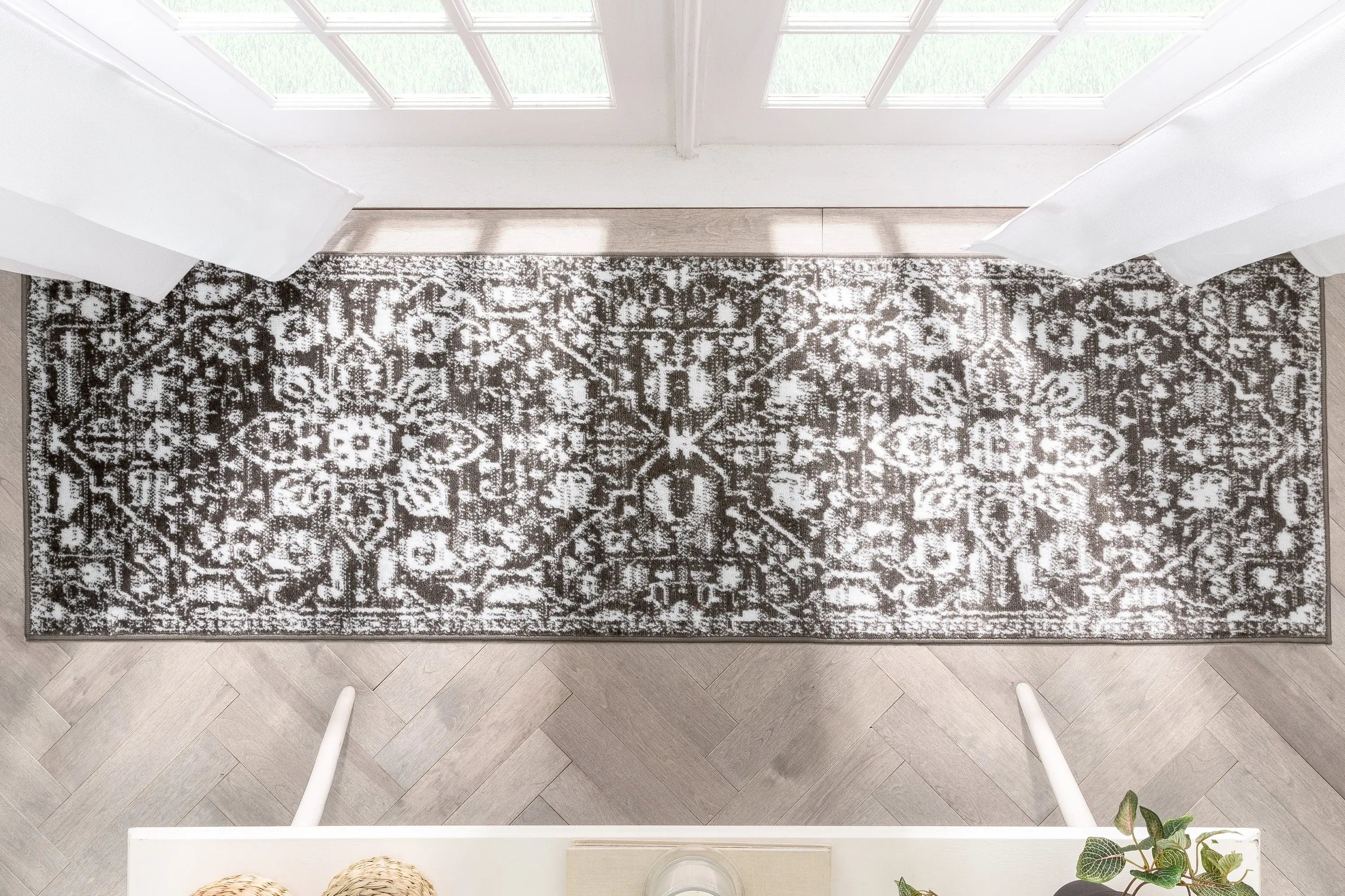 Disa Vintage Medallion Grey Soft Rug By Chill Rugs、mySite、gigharbornorthrealestate