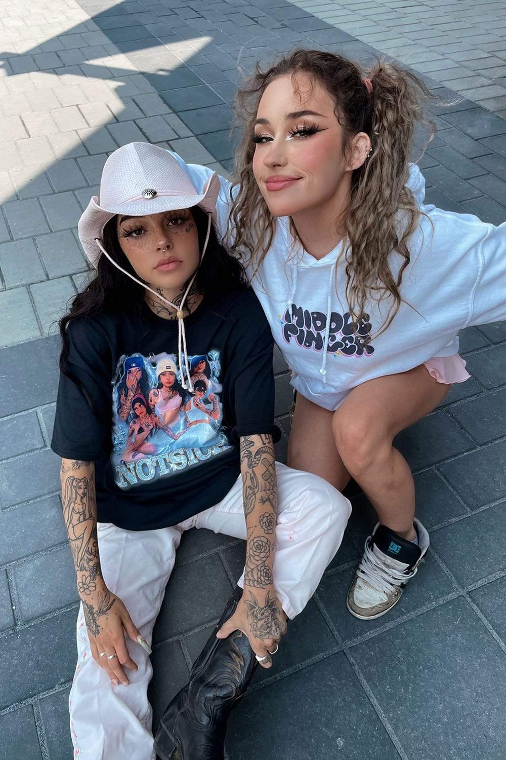 {product_title} - {shop_name}