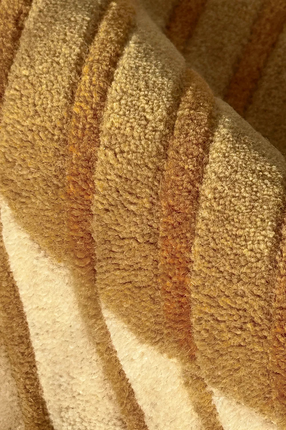 Golden Geometry Hand Tufted Square Wool Rug、mySite、gigharbornorthrealestate