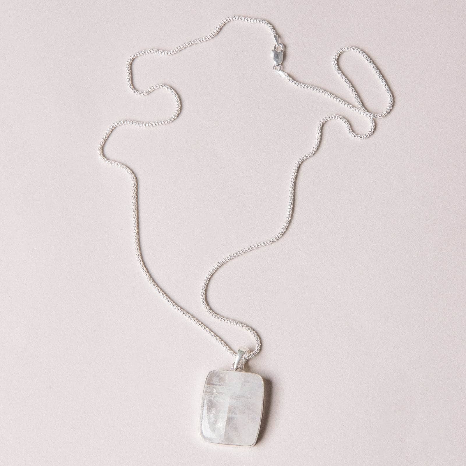 Rainbow Moonstone Square Pendant Necklace、mySite、hinf8tx79