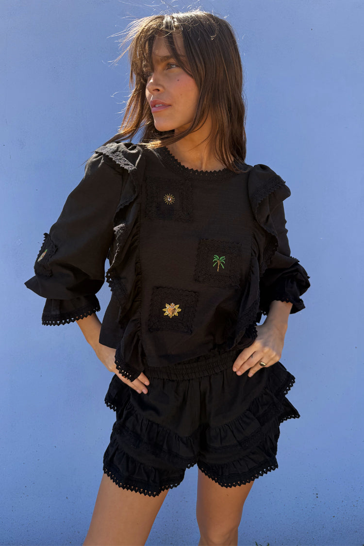 Black Isla Top、mySite、solidvoid