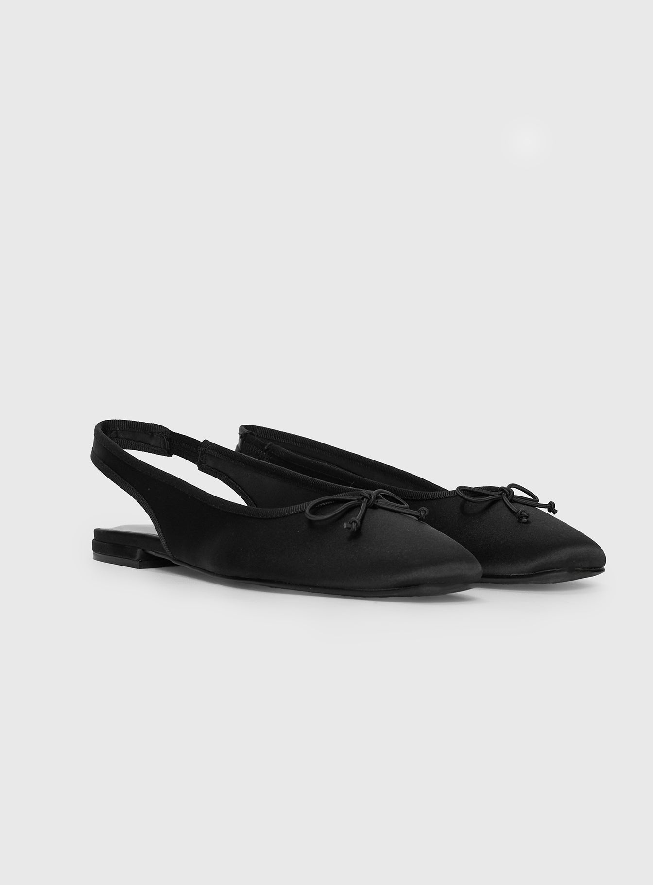 Adienne Ballet Flats Black、mySite、solidvoid