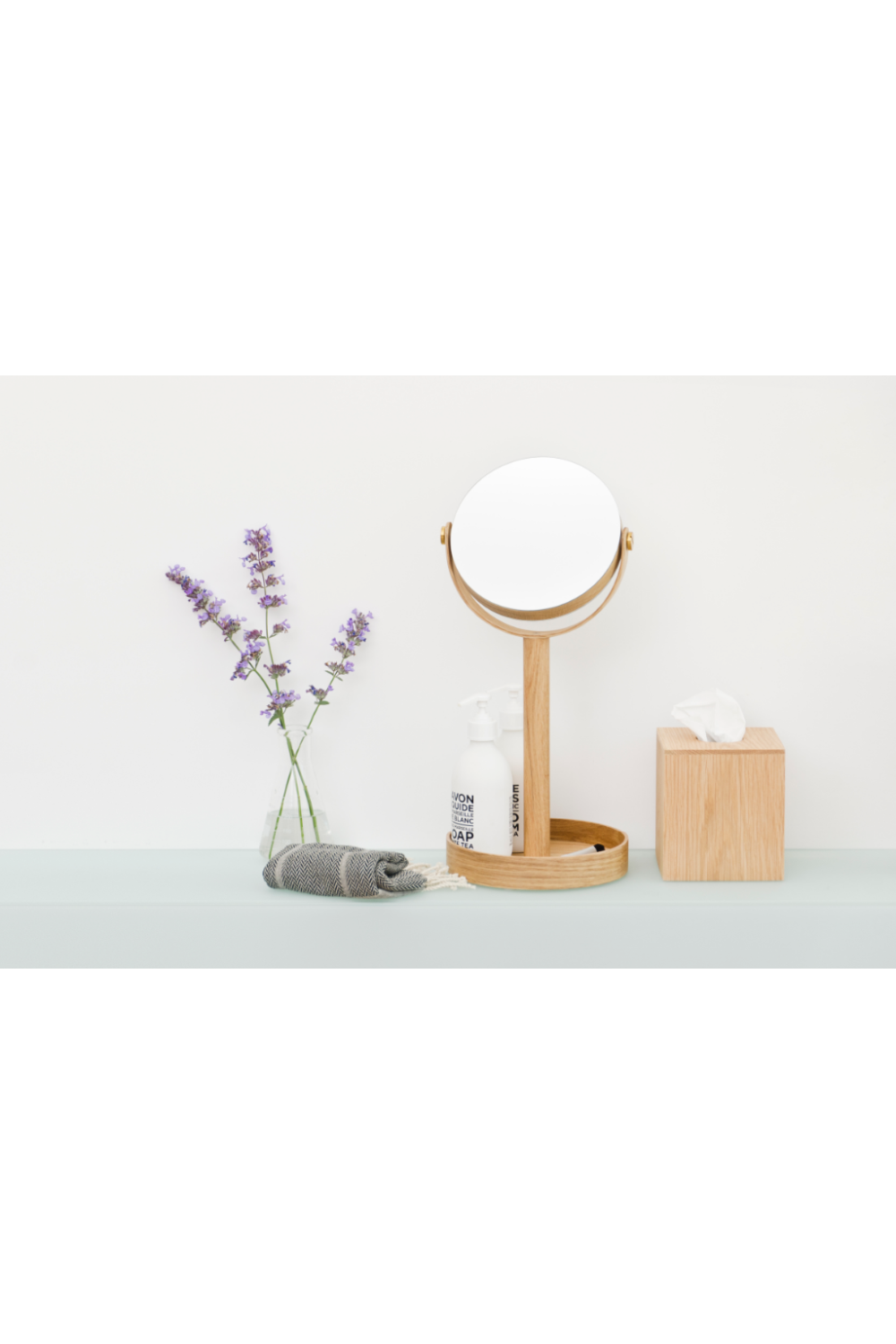 Oak Double Face Mirror with Storage Tray | Wireworks Close-up、mySite、neckold