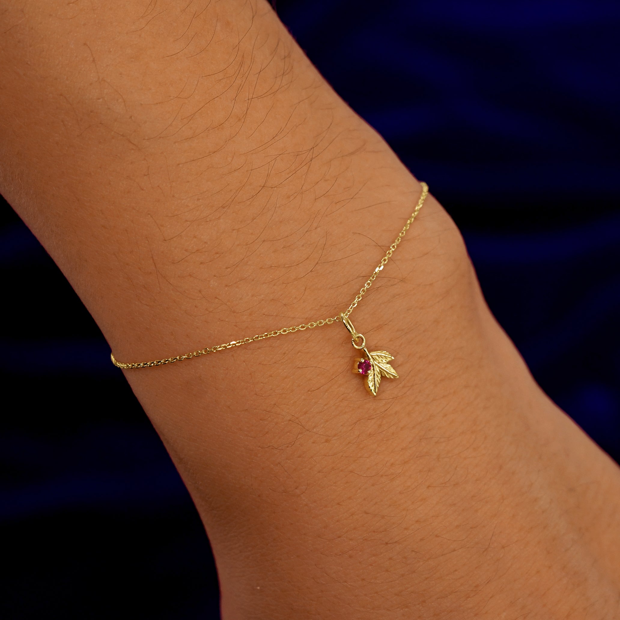 Gemstone 3 Leaves Charm、mySite、hinf8tx79