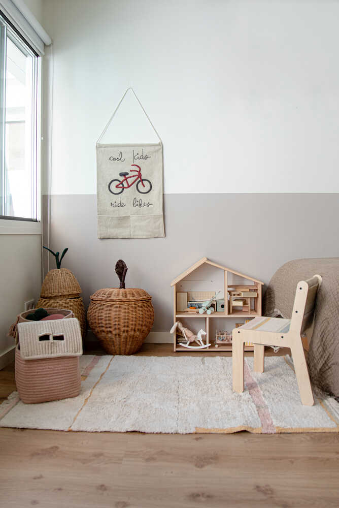 KID'S CHAIR KAAROL EARTH CANVAS、mySite、gigharbornorthrealestate