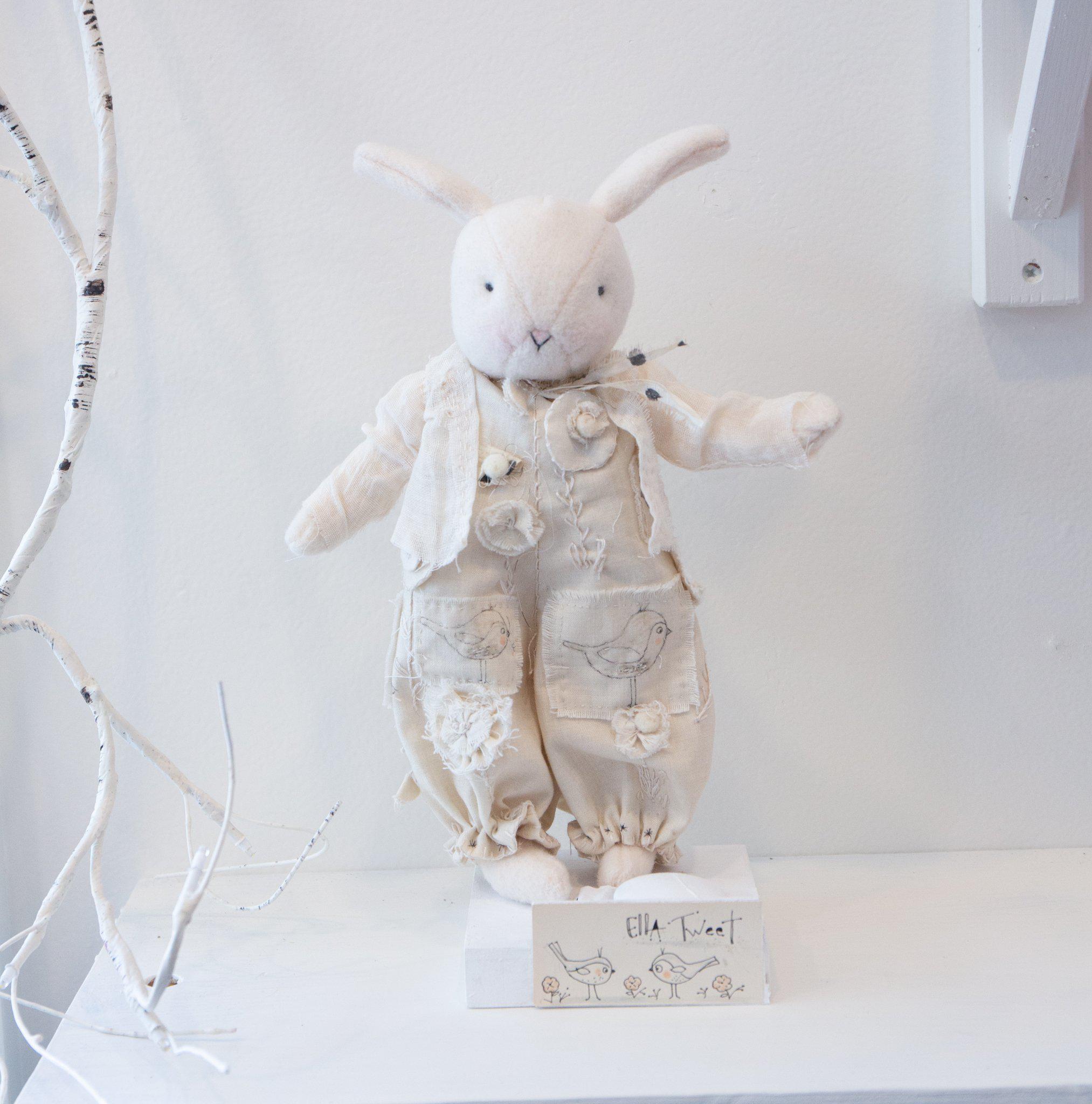 RETIRED - Hutch Studio Original - Ella Tweet - One of A Kind Bunny、mySite、g9winljtr