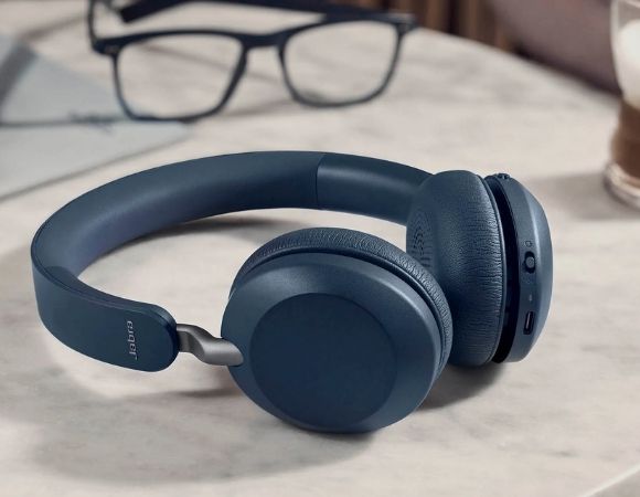 Headphone-Zone-Violectric-V850
