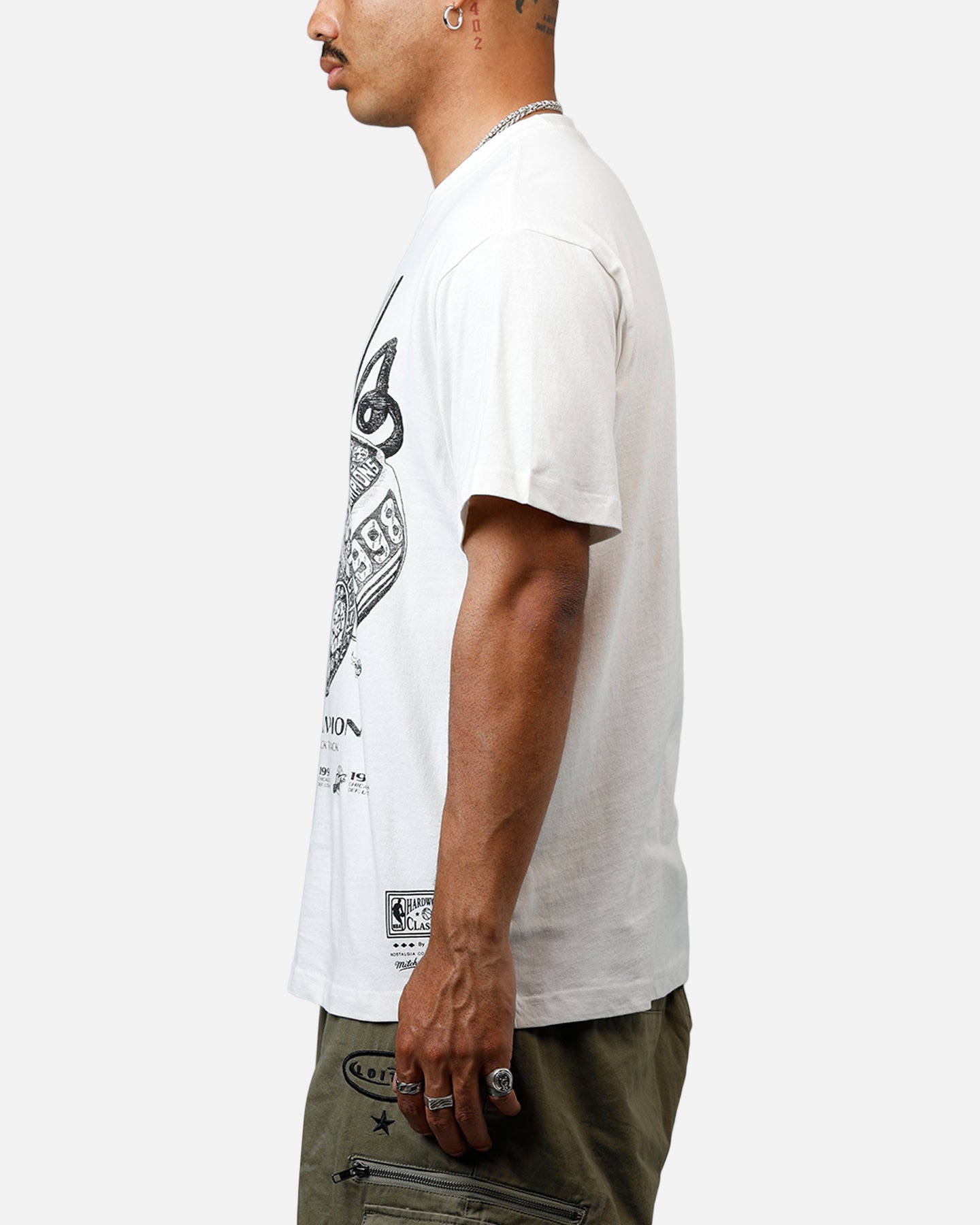 Mitchell & Ness Chicago Bulls 3 Rings T-Shirt Vintage White、mySite、zt4zffjzw