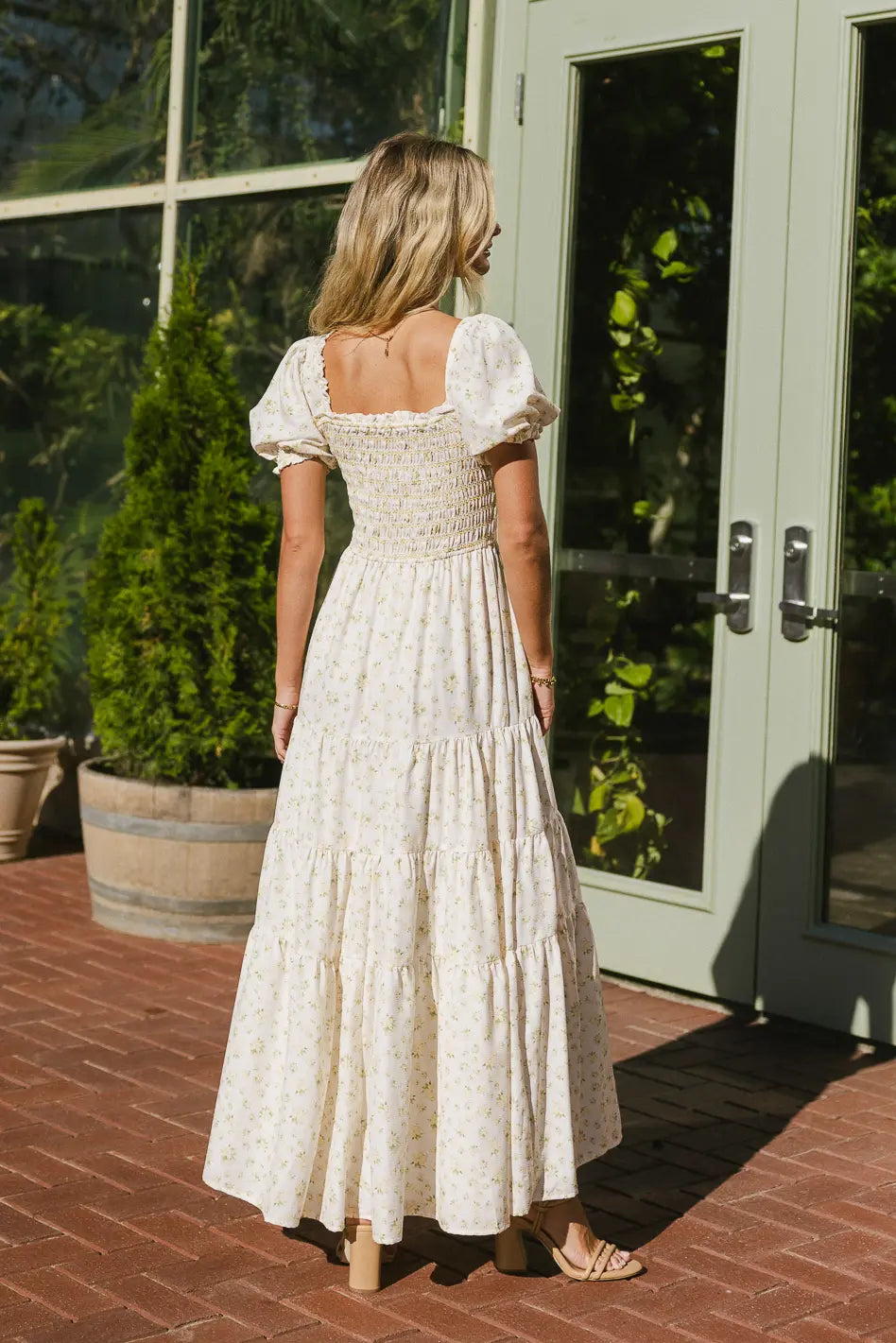 {product_title} - {shop_name}