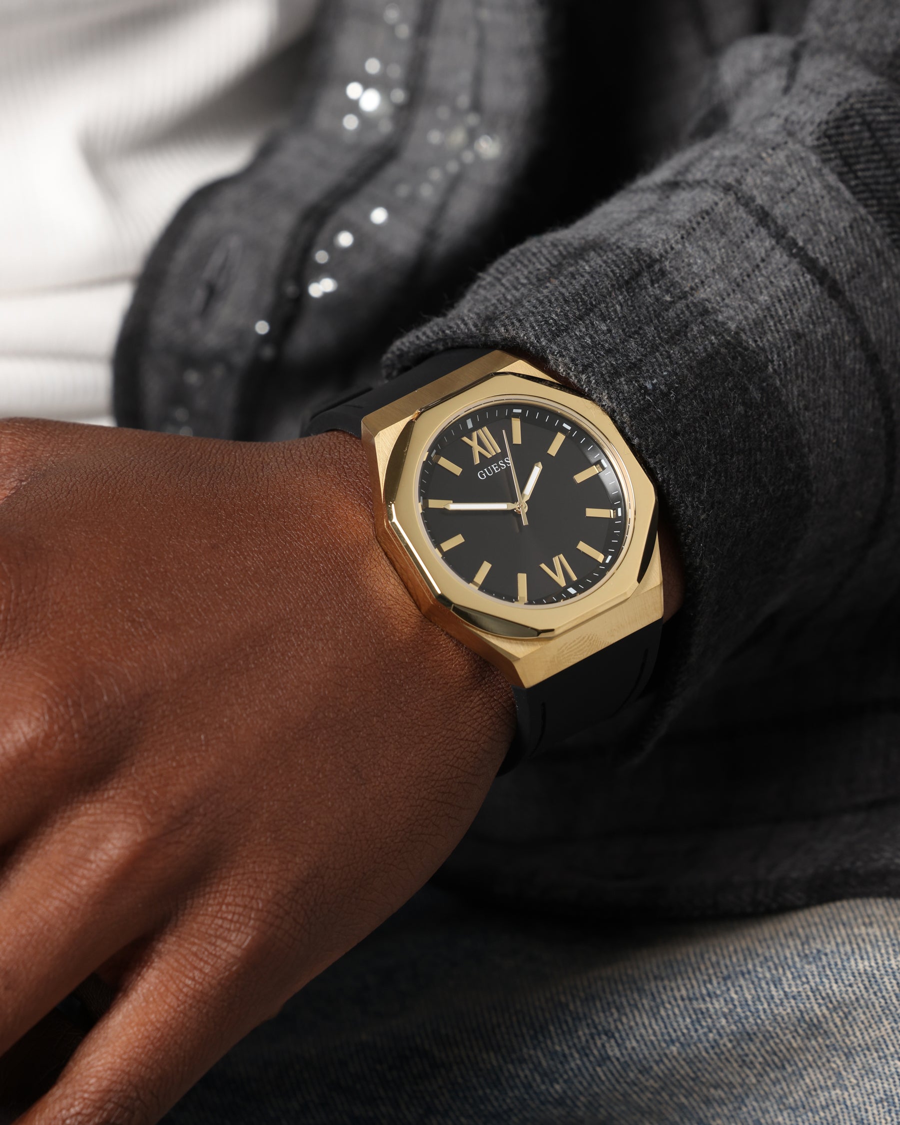 Guess Mainline Emperor Bracelet Watch Black/Gold、mySite、zt4zffjzw