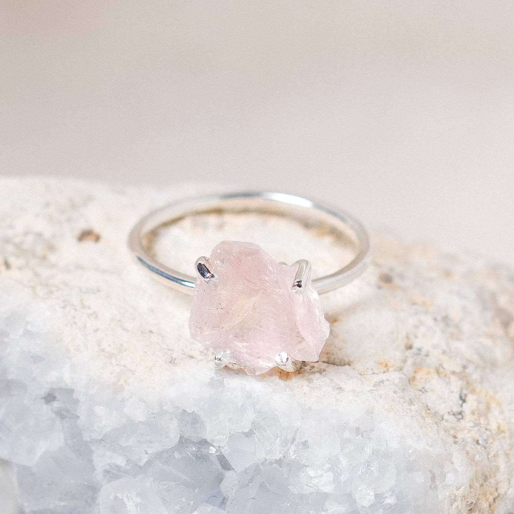 Rose Quartz Raw Freeform Gold or Silver Ring、mySite、hinf8tx79