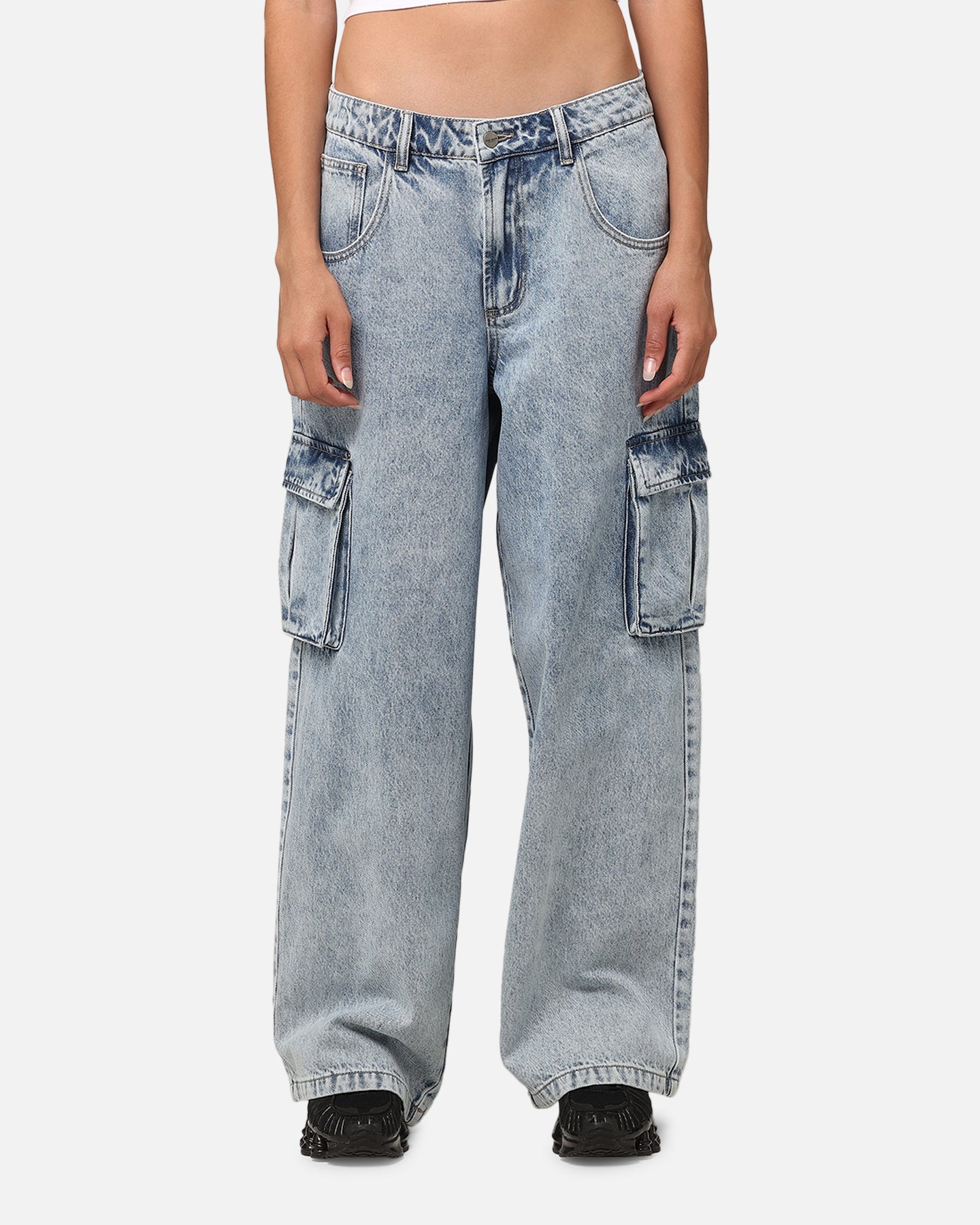 {product_title} - {shop_name}