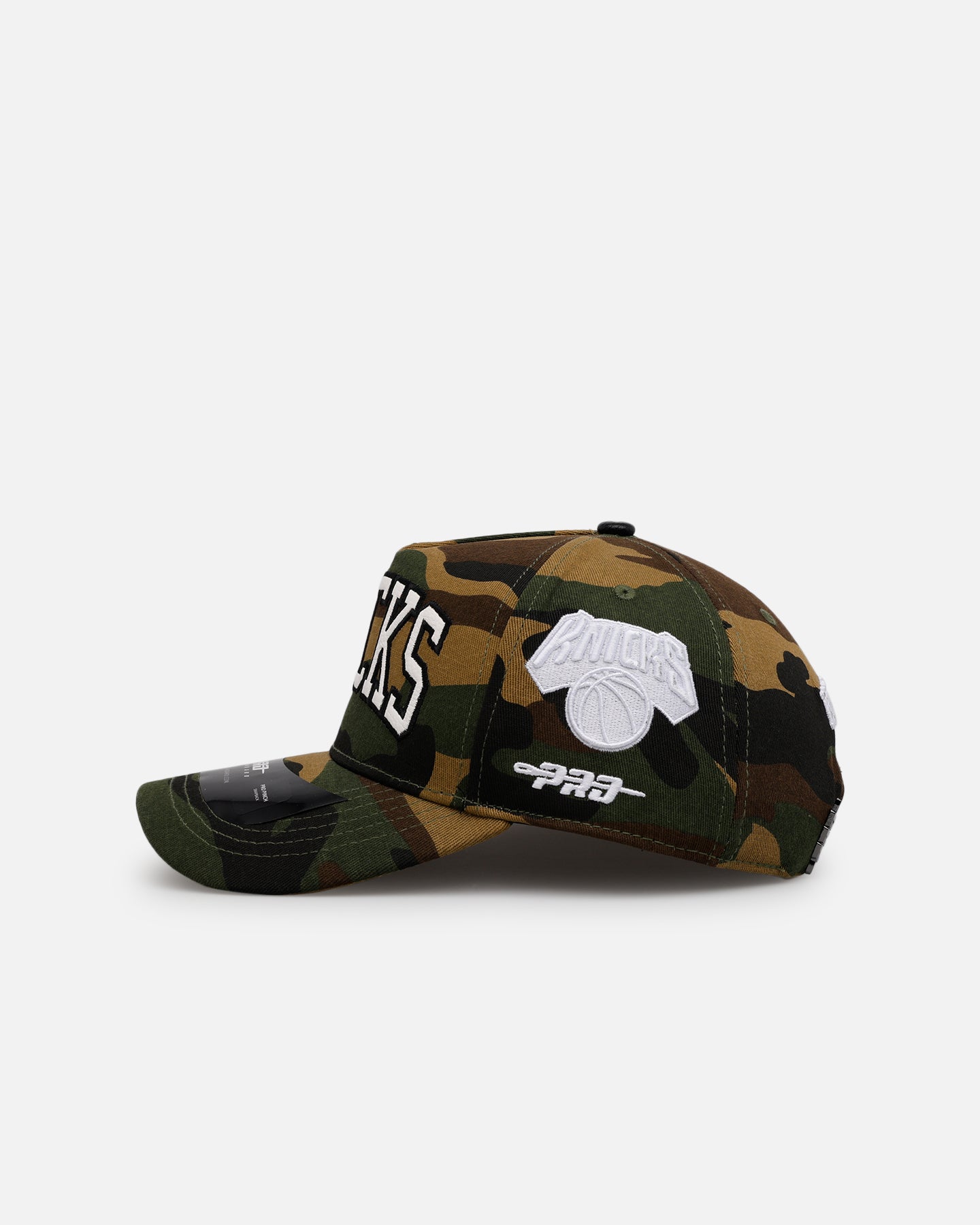 Pro Standard New York Knicks 'Woodland Camo' Pro Pinch Snapback Camo、mySite、zt4zffjzw