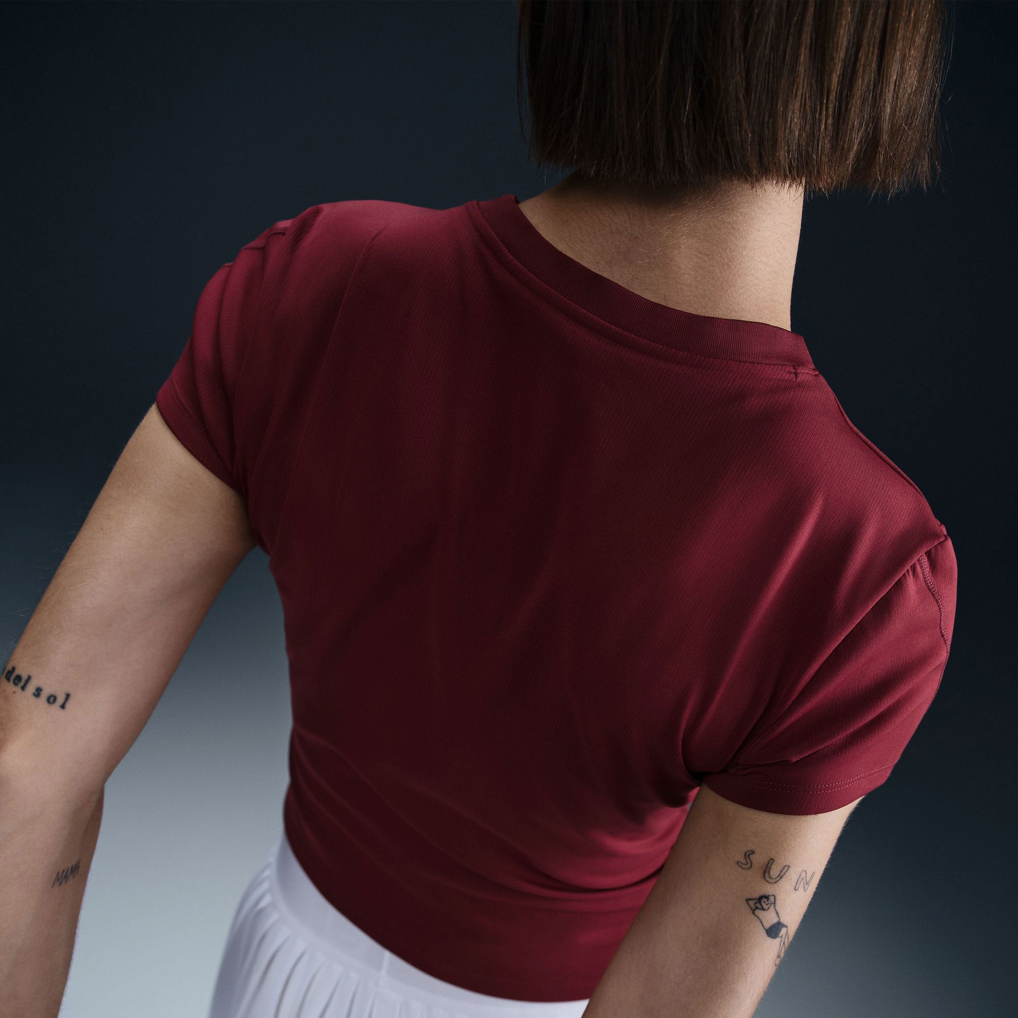 NikeCourt Advantage Women's Dri-FIT Tennis Shirt