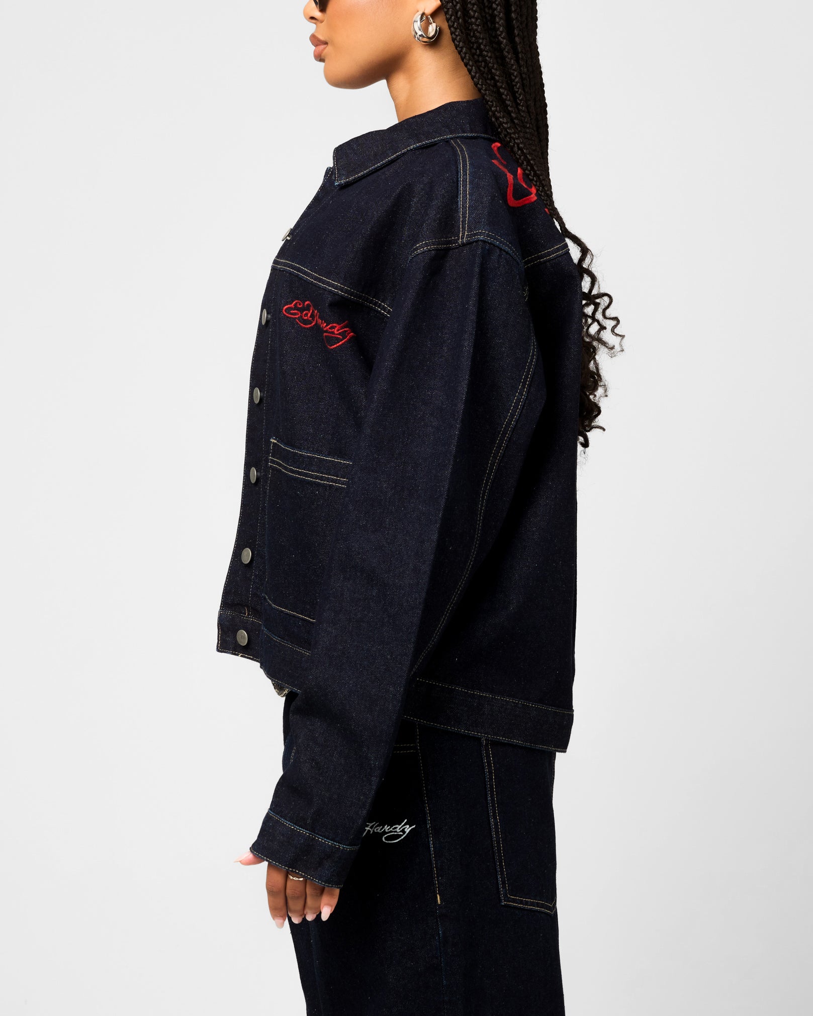 {product_title} - {shop_name}