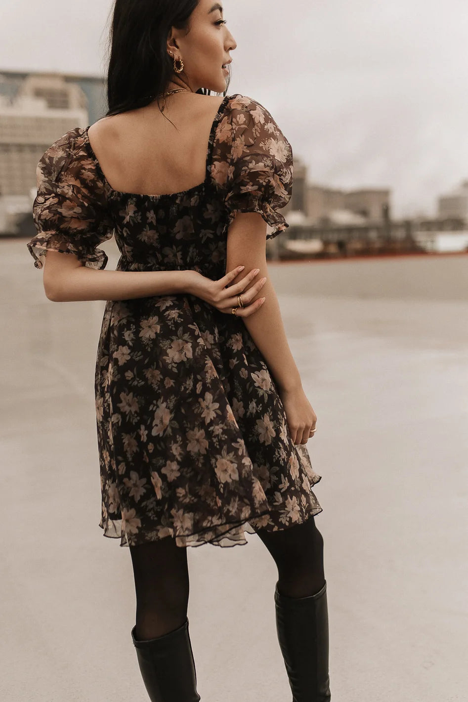 {product_title} - {shop_name}