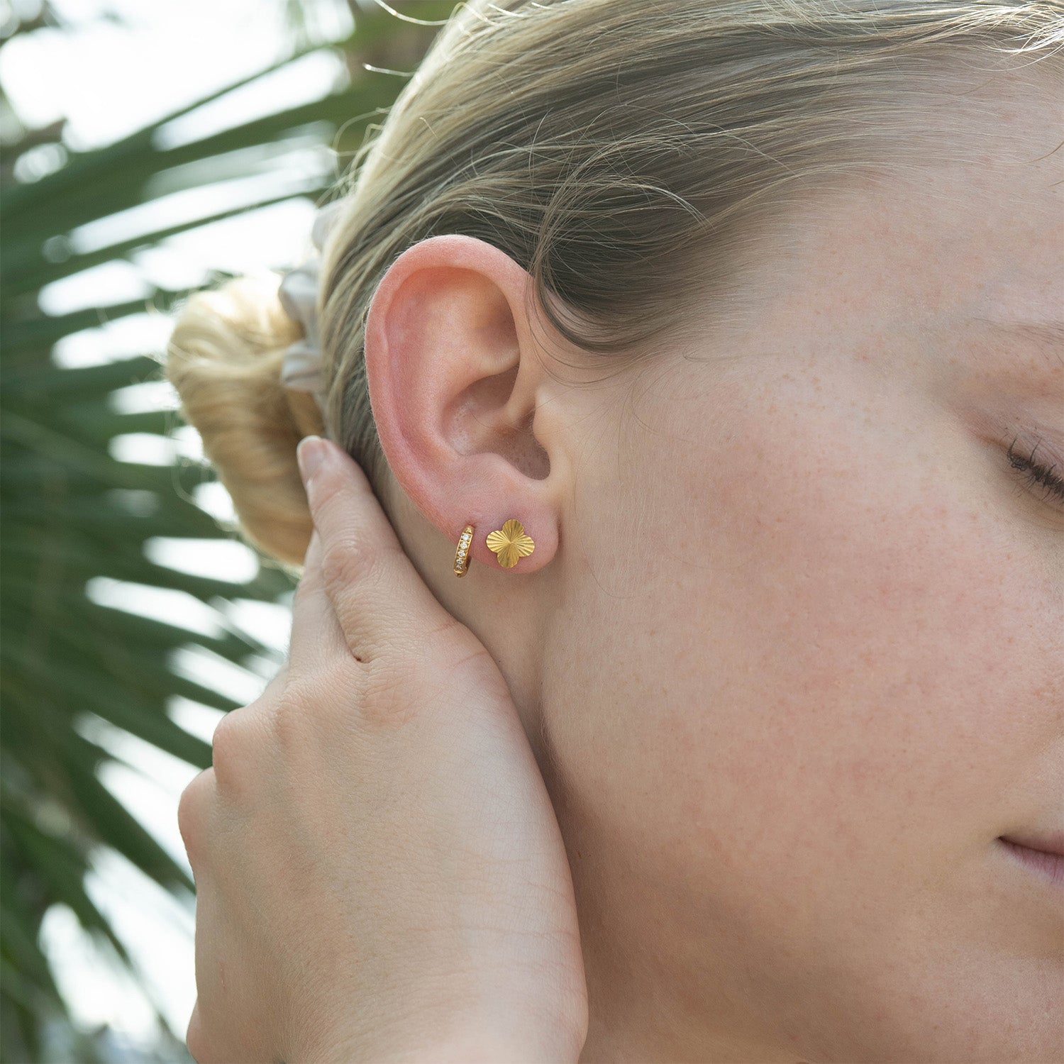 18K Gold PVD Stainless Steel Clover Stud Earring / ERJ0076、mySite、dreamappss