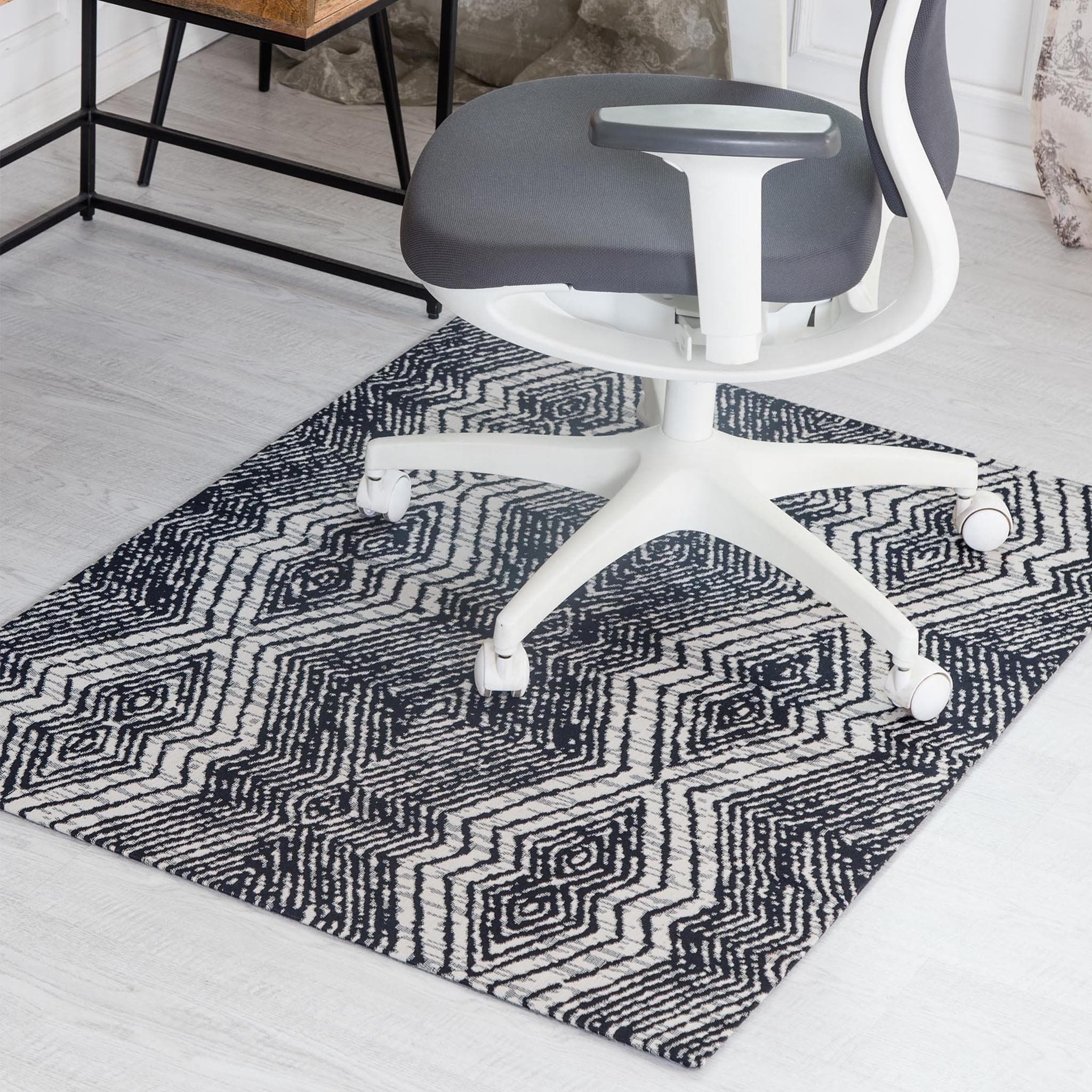 Rug'd Chair Mat - Medium Size 36 x 48、mySite、neckold