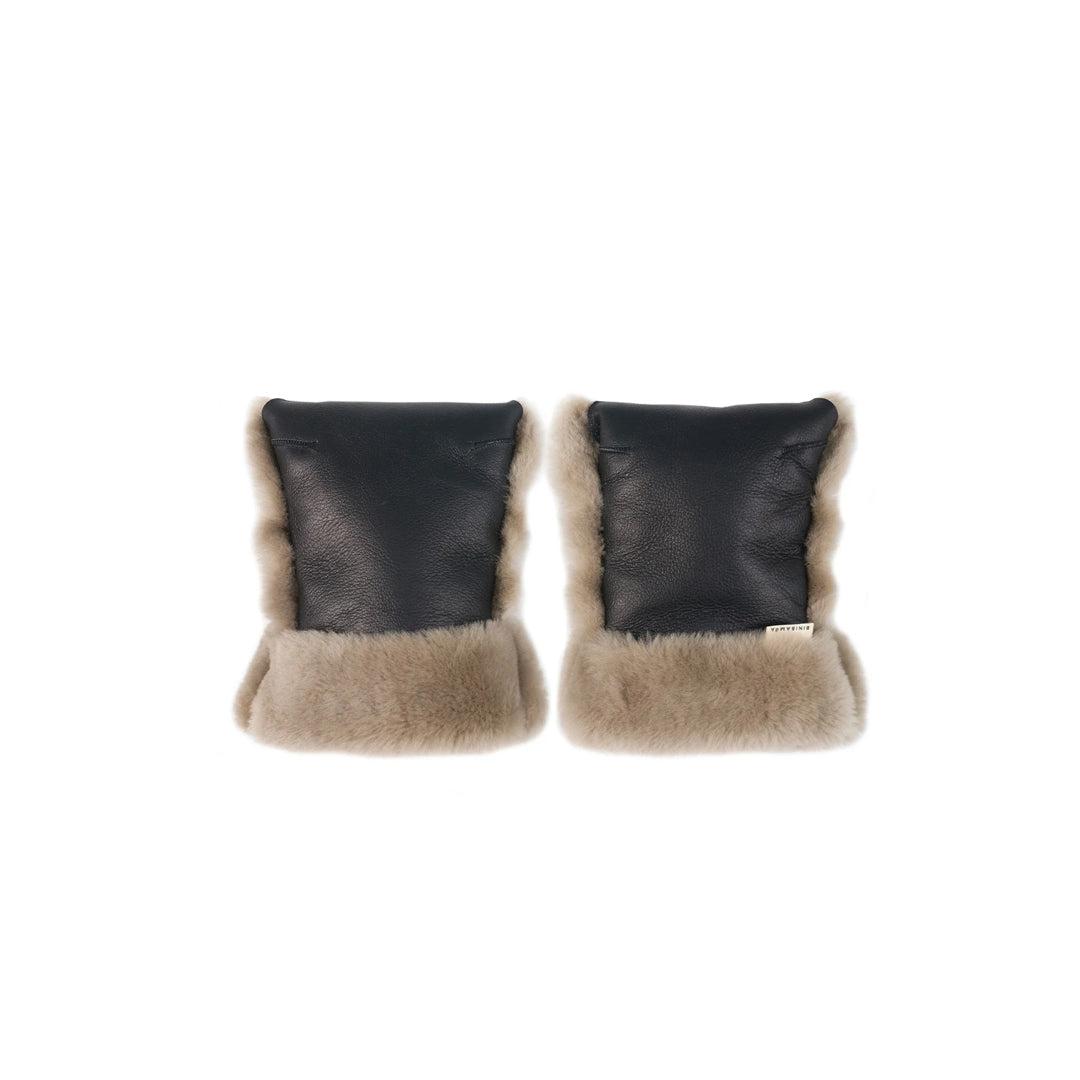  BINIBAMBA Coated Sheepskin Buggy Mittens - Noir + Toast、mySite、merchandisen