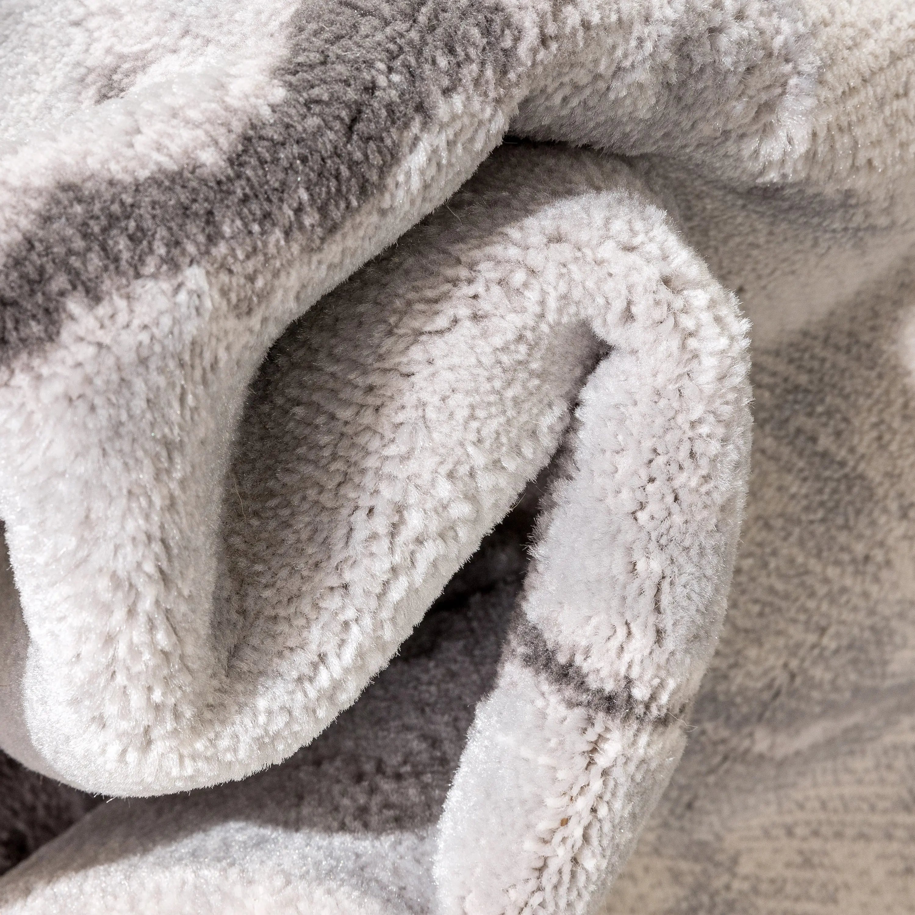 Huntington Retro Marble Border Glam Rug、mySite、gigharbornorthrealestate