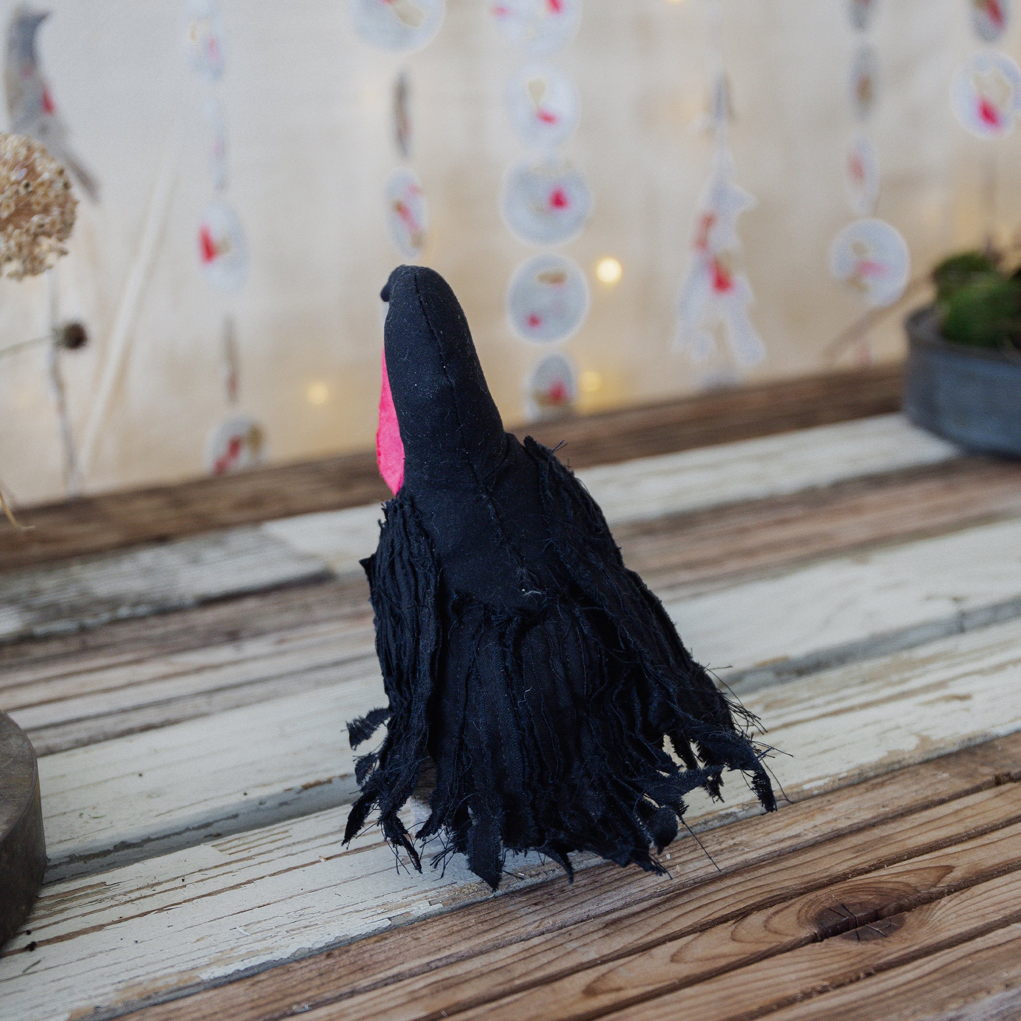 RETIRED - Hutch Studio - Hand Crafted Cawford Crow、mySite、g9winljtr