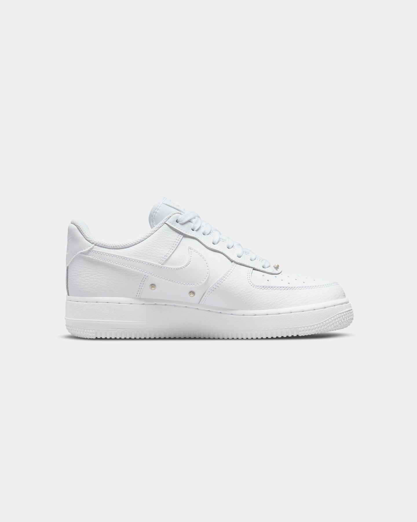 Nike Women's Air Force 1 '07 SE White/White/Metallic Silver/Black、mySite、zt4zffjzw