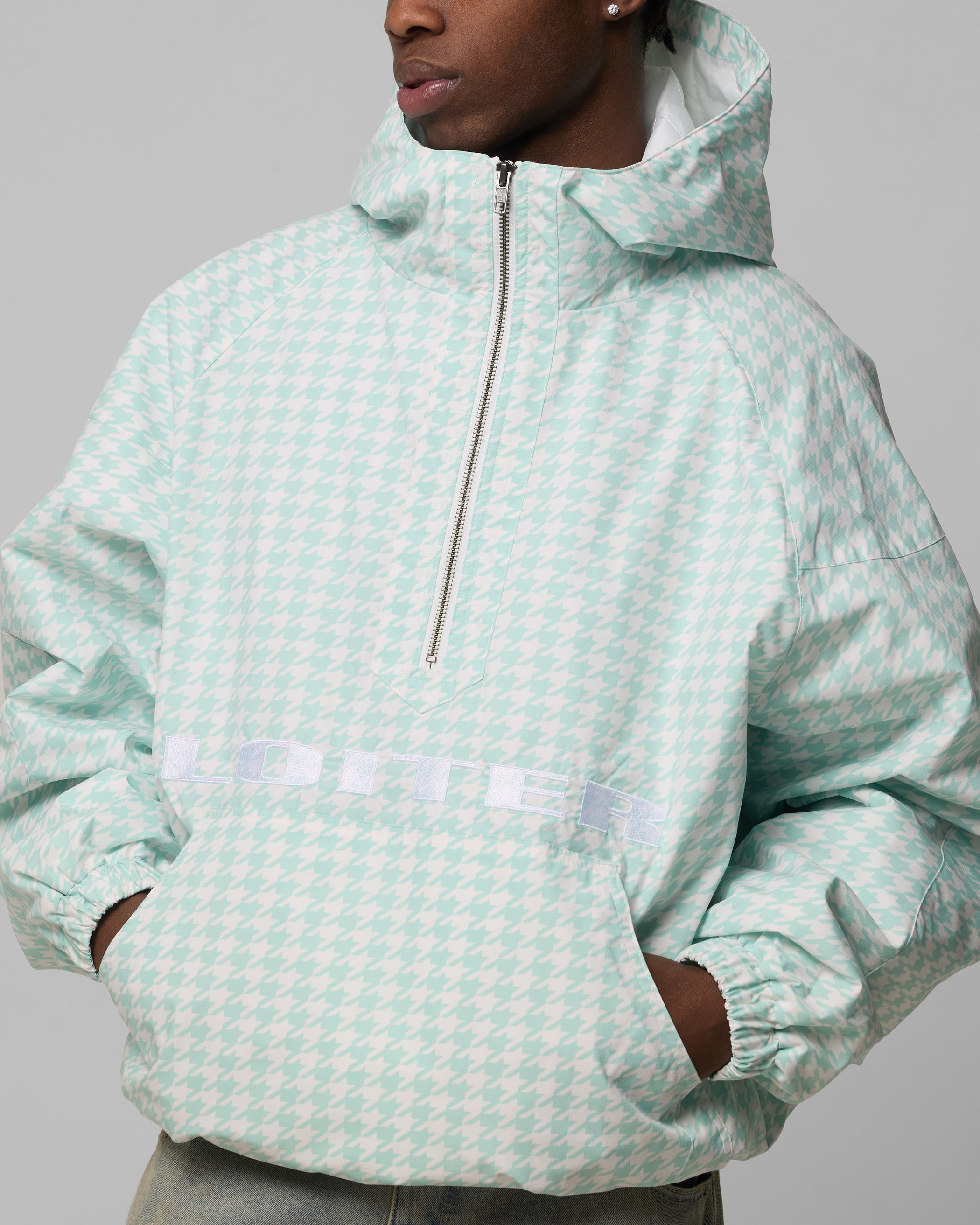 {product_title} - {shop_name}