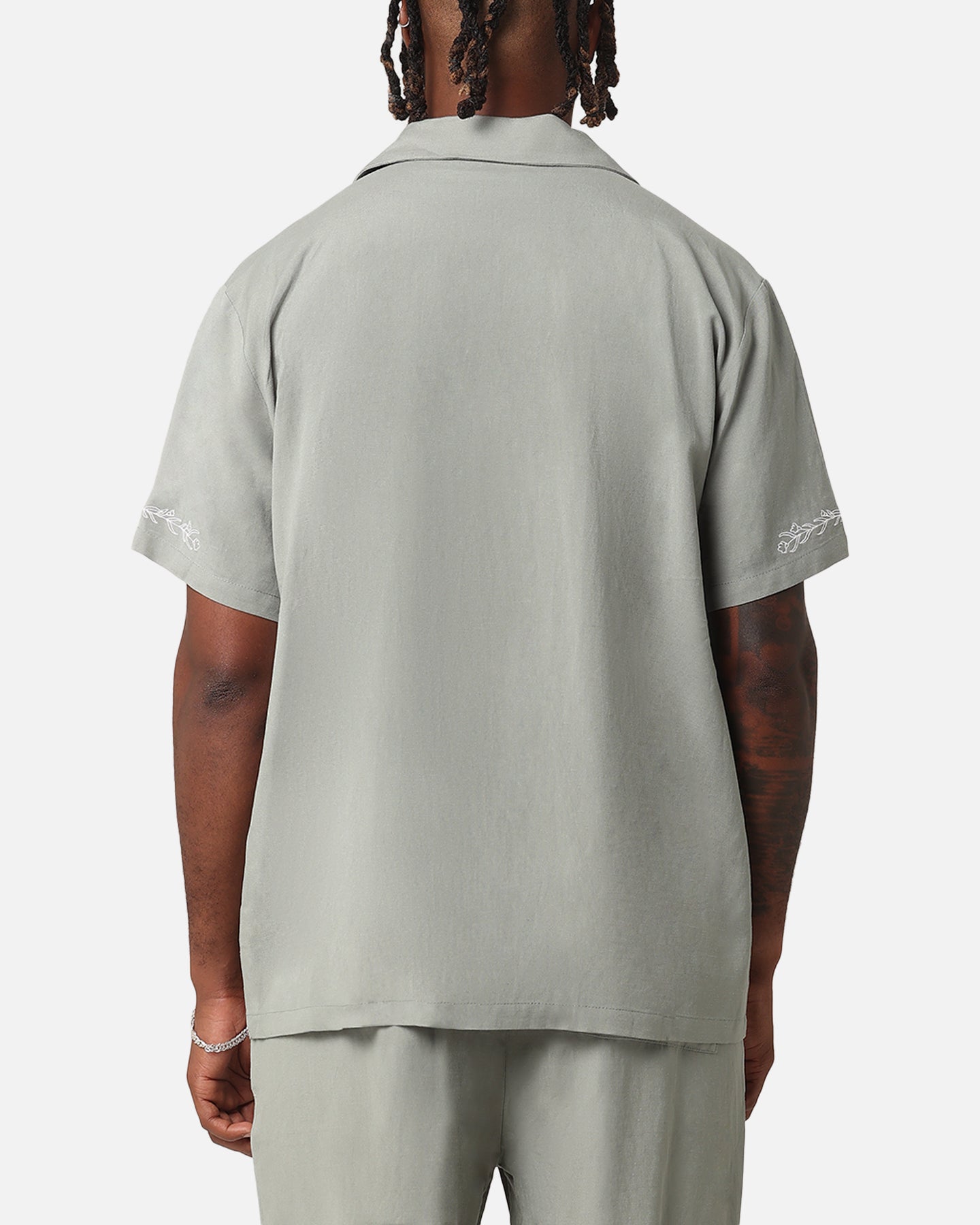 {product_title} - {shop_name}