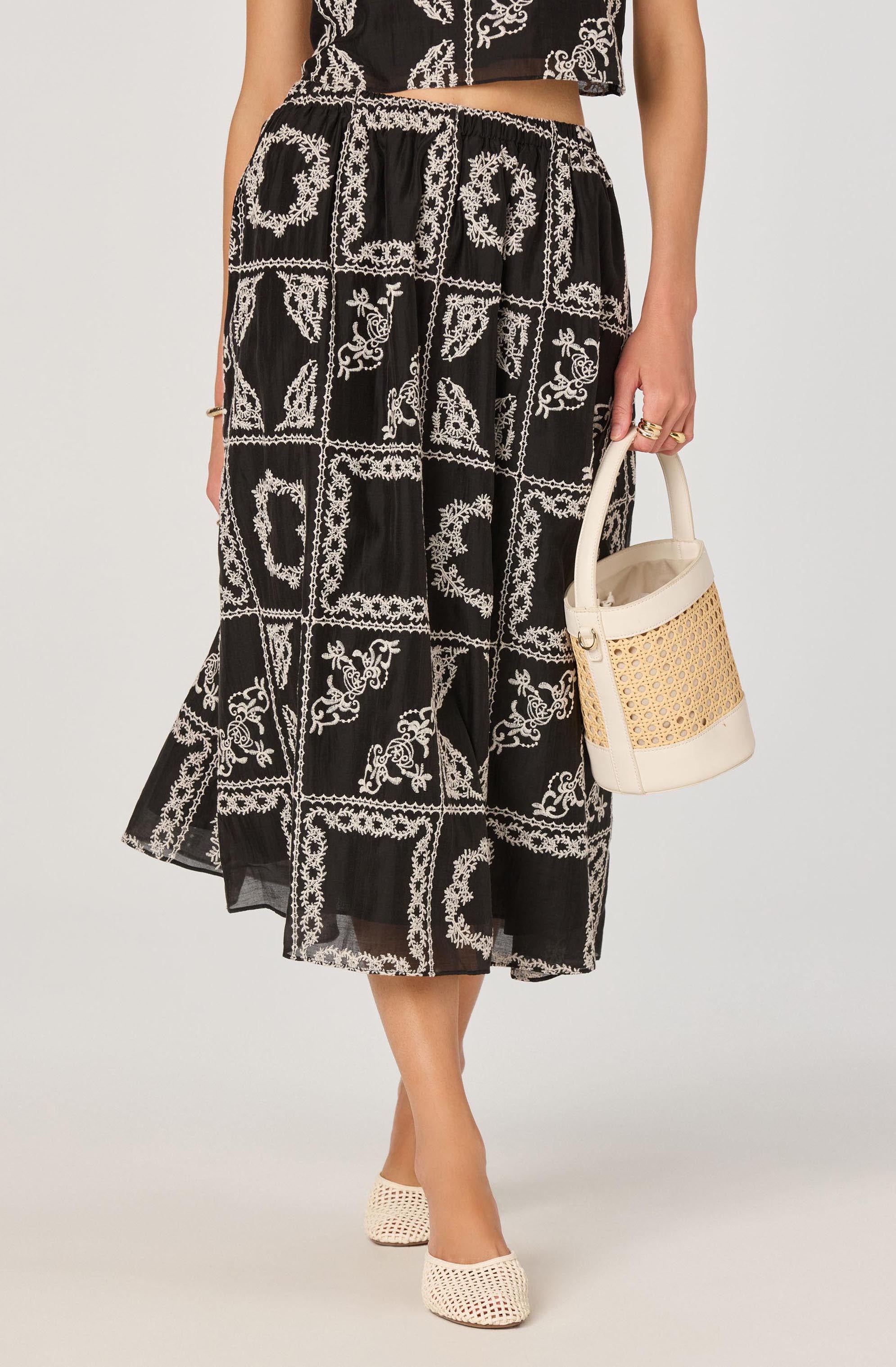 Embroidered Cutwork Midi Skirt、mySite、solidvoid