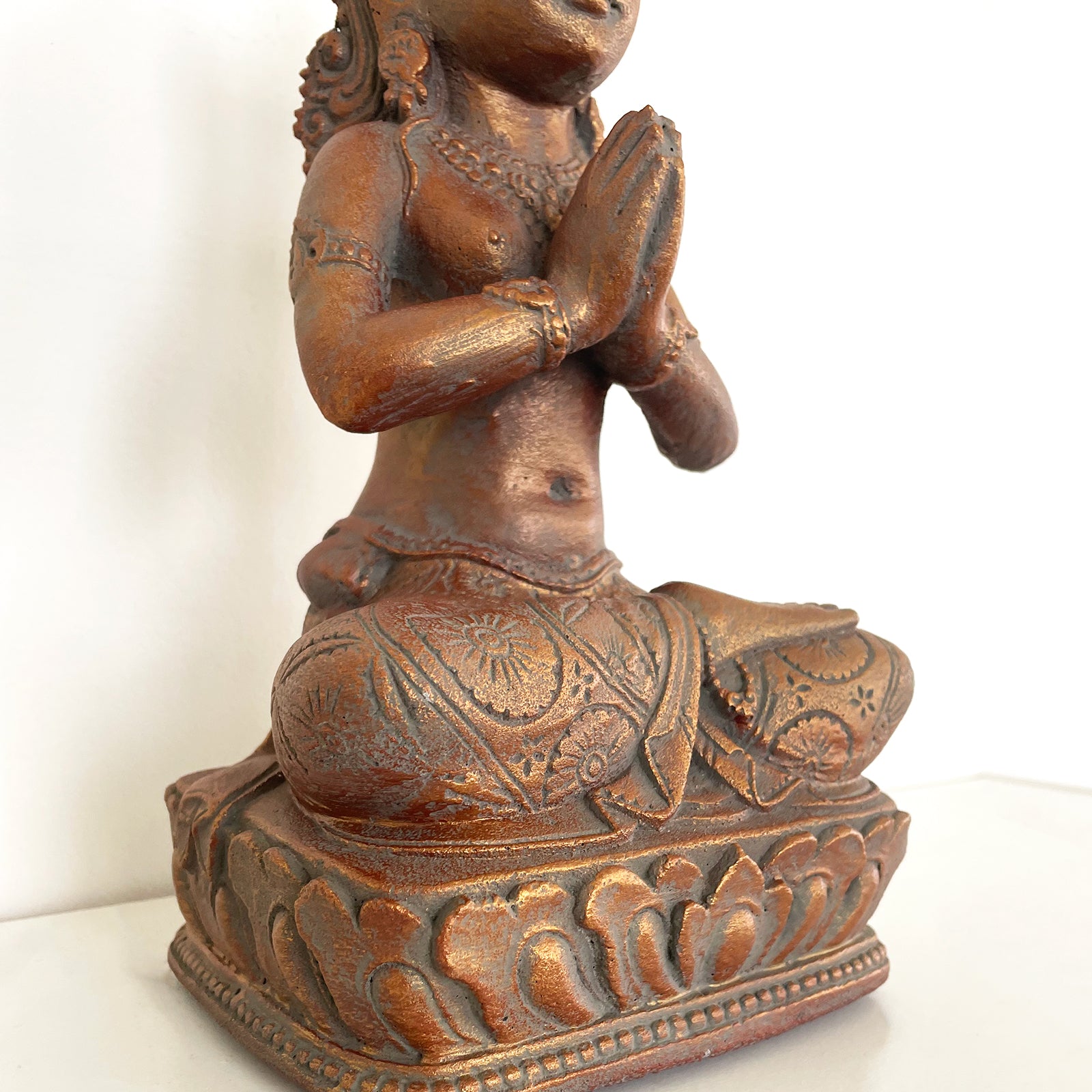 Small Praying Tara Garden Statue、mySite、topwebapps