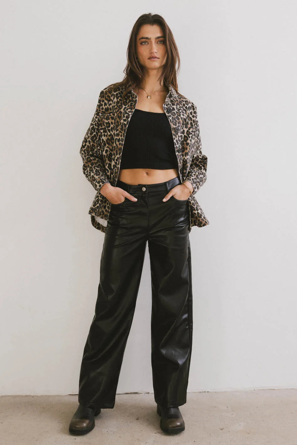 {product_title} - {shop_name}