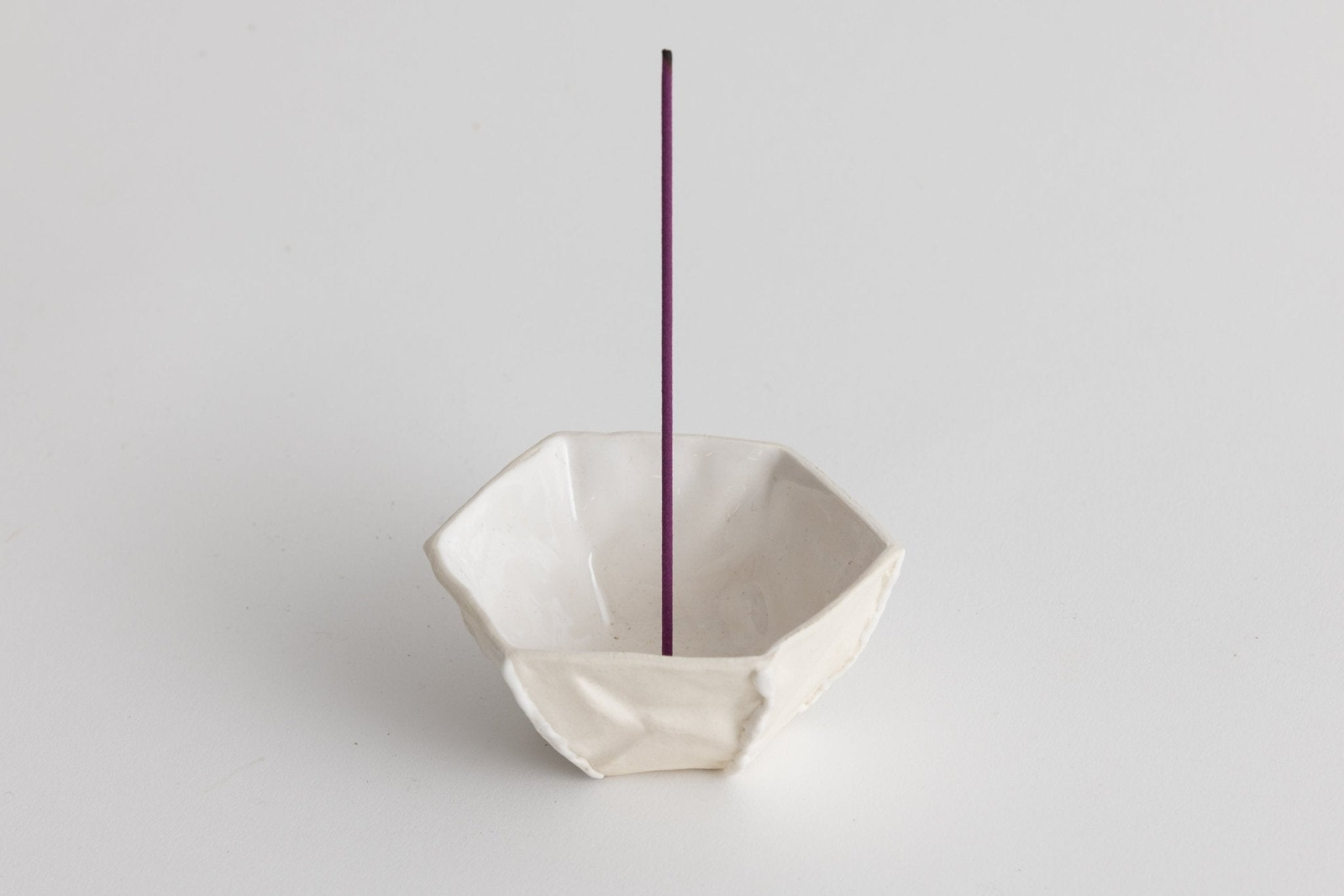 Woven Embers Incense Holder、mySite、neckold