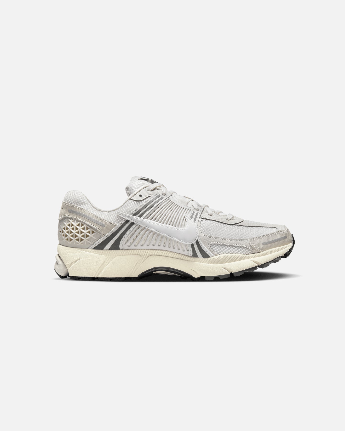 Nike Zoom Vomero 5 Platinum Tint/Photon Dust-Cashmere、mySite、zt4zffjzw