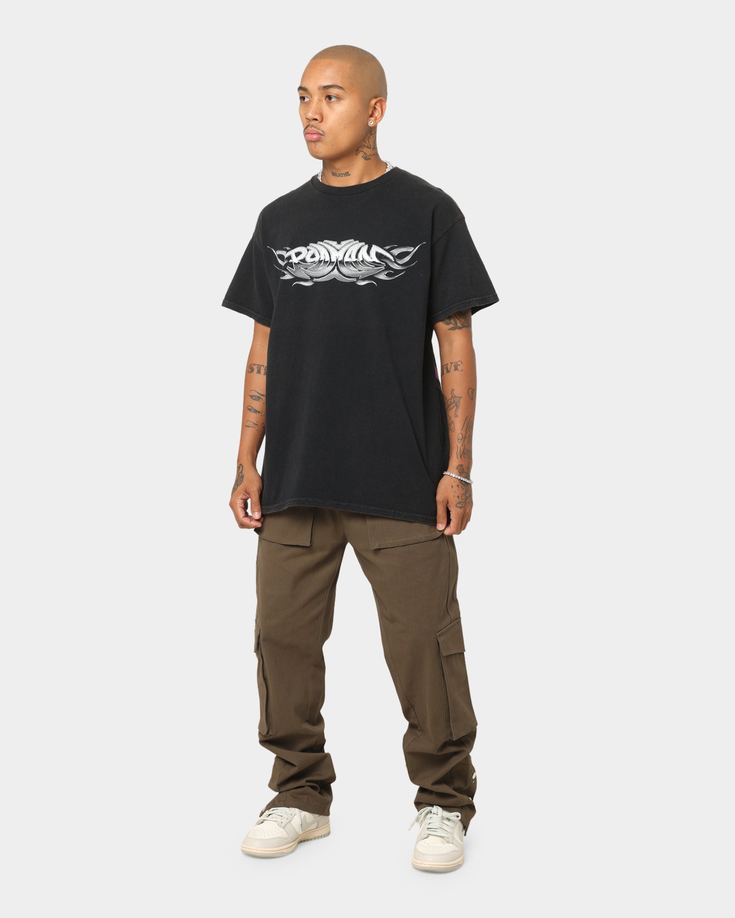 {product_title} - {shop_name}