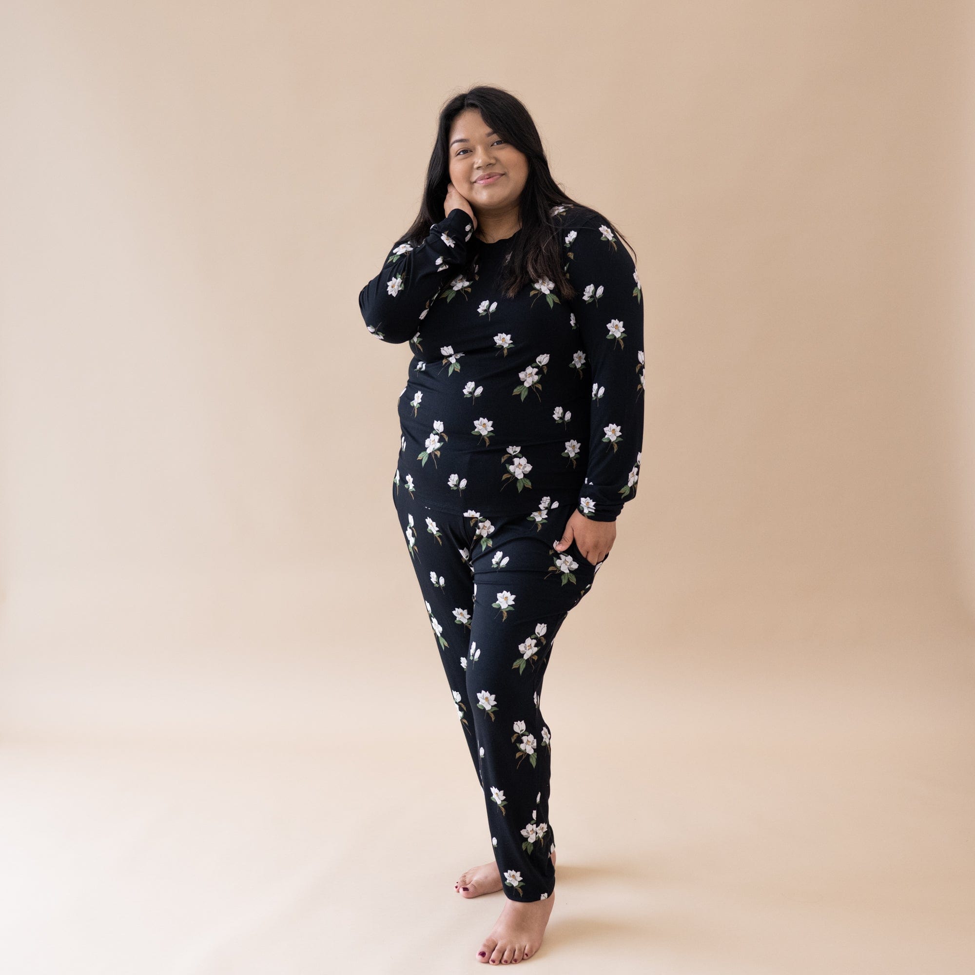  Women's Jogger Pajama Set in Big Midnight Magnolia、mySite、layawaytickets