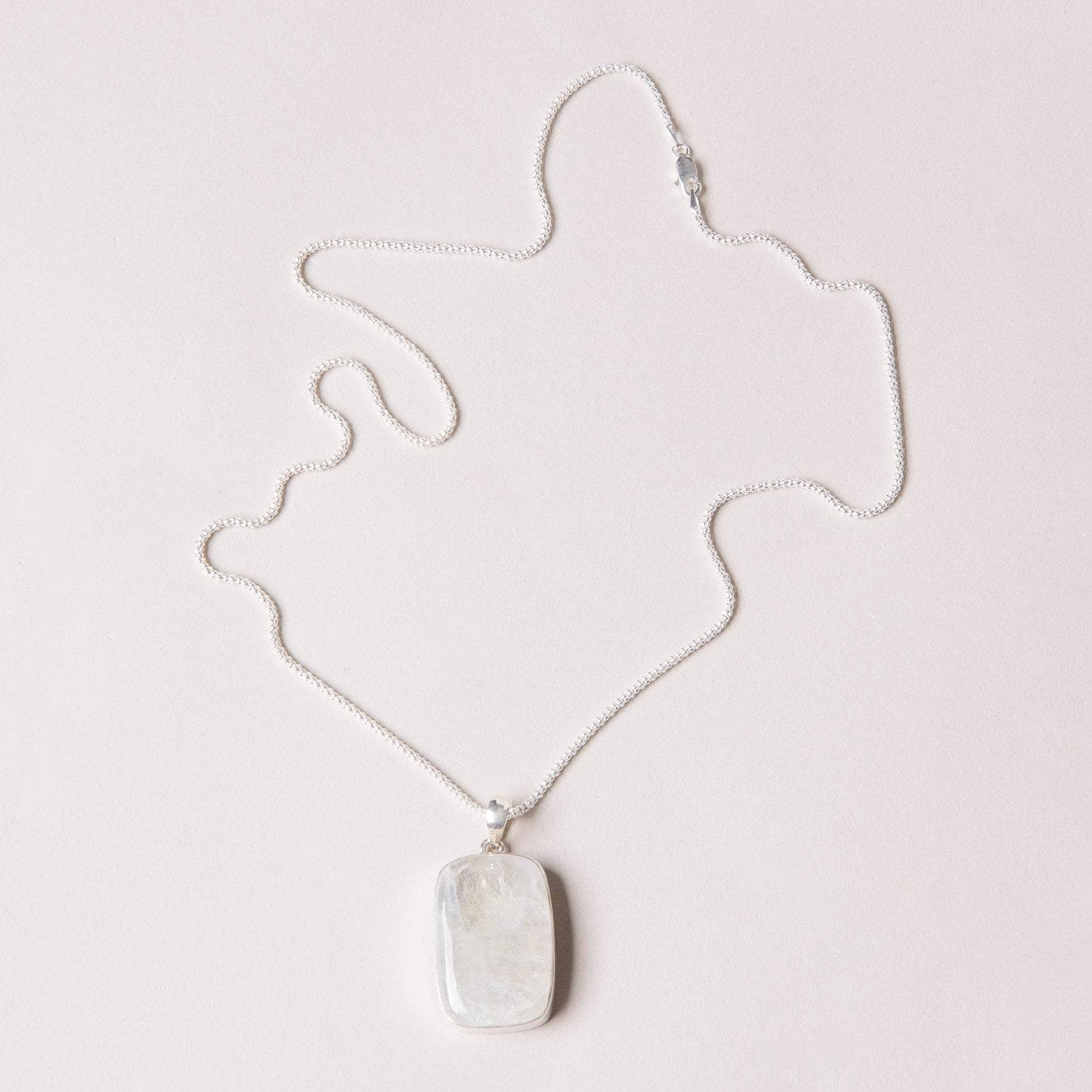 Rainbow Moonstone Rectangle Pendant Necklace、mySite、hinf8tx79