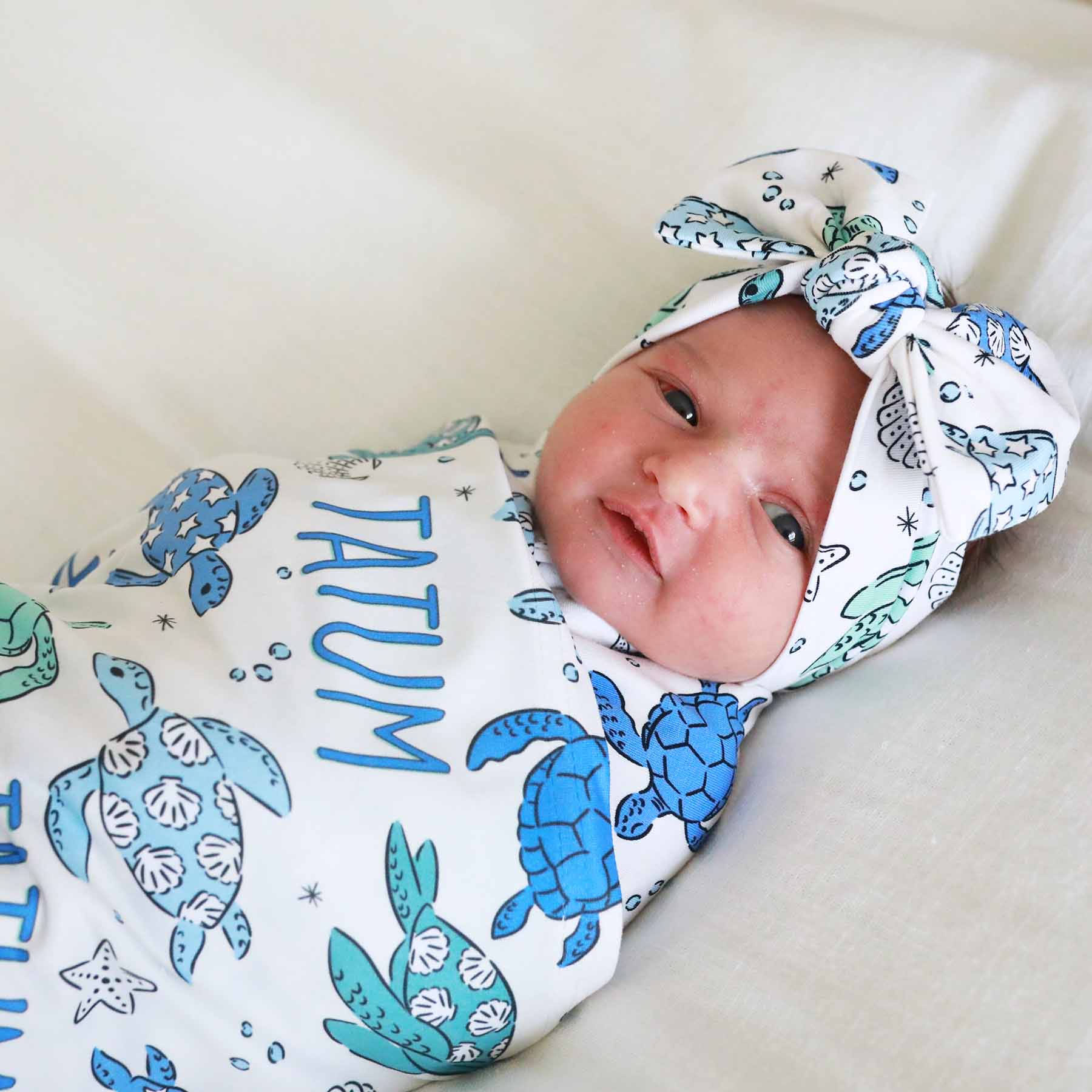  Sea Turtle Splash Personalized Swaddle Blanket、mySite、layawaytickets