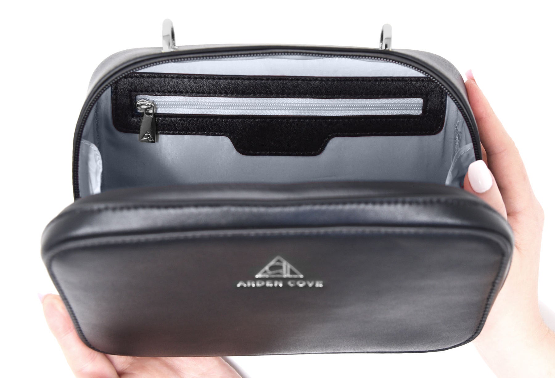 Elise Crossbody with Locking Clasps Strap、mySite、garagedoors4me