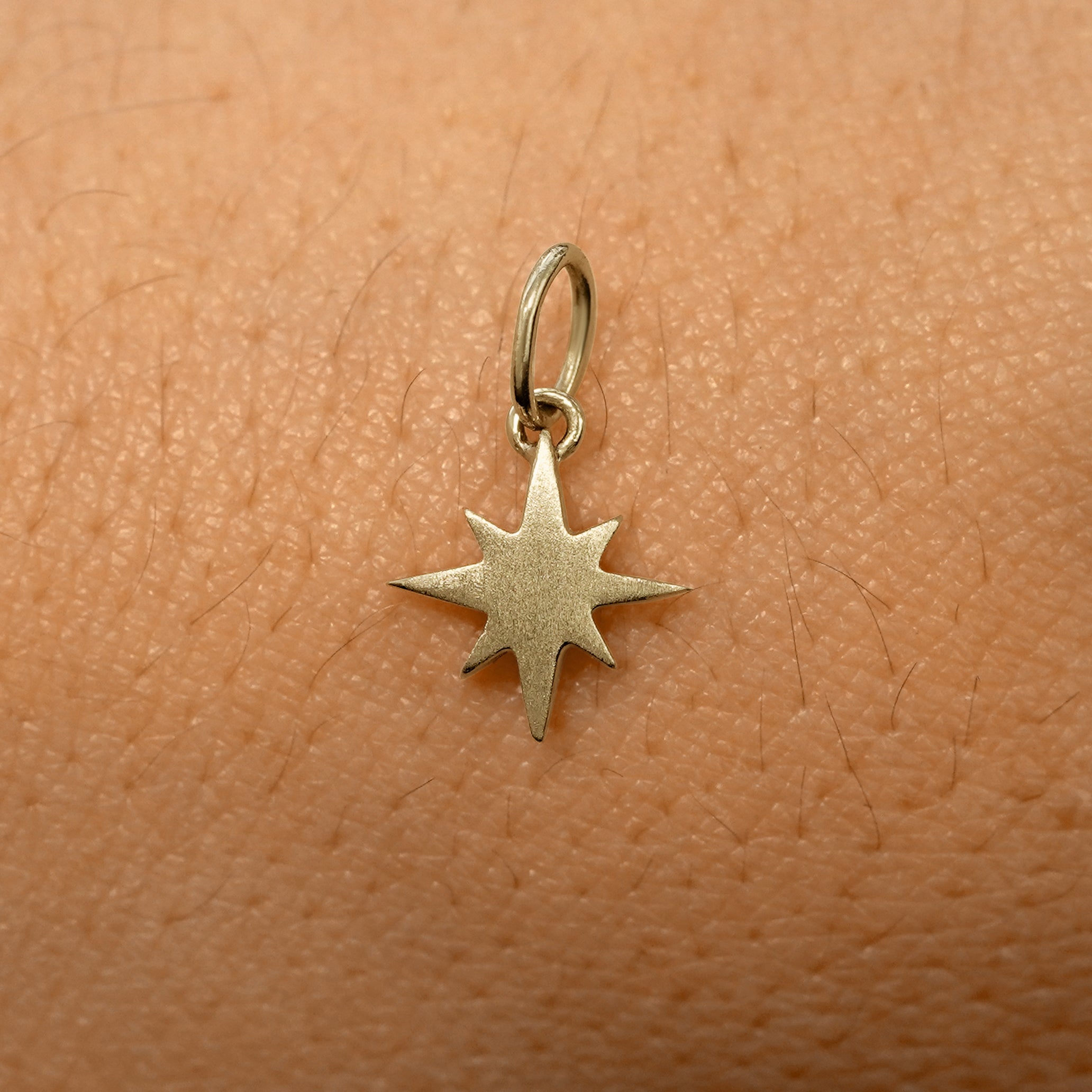 Starburst Charm、mySite、hinf8tx79